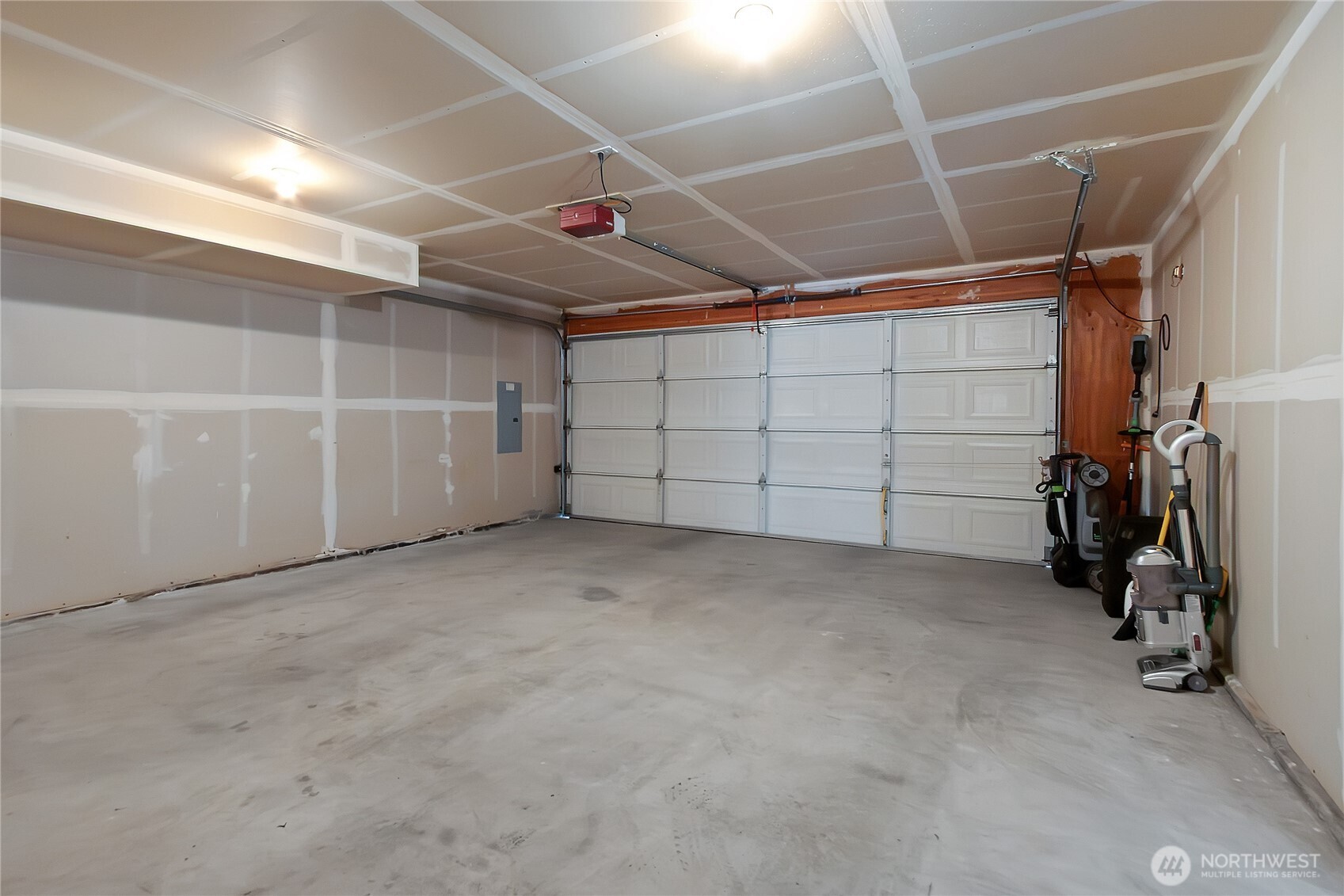 9023 S K Street Property Photo 24