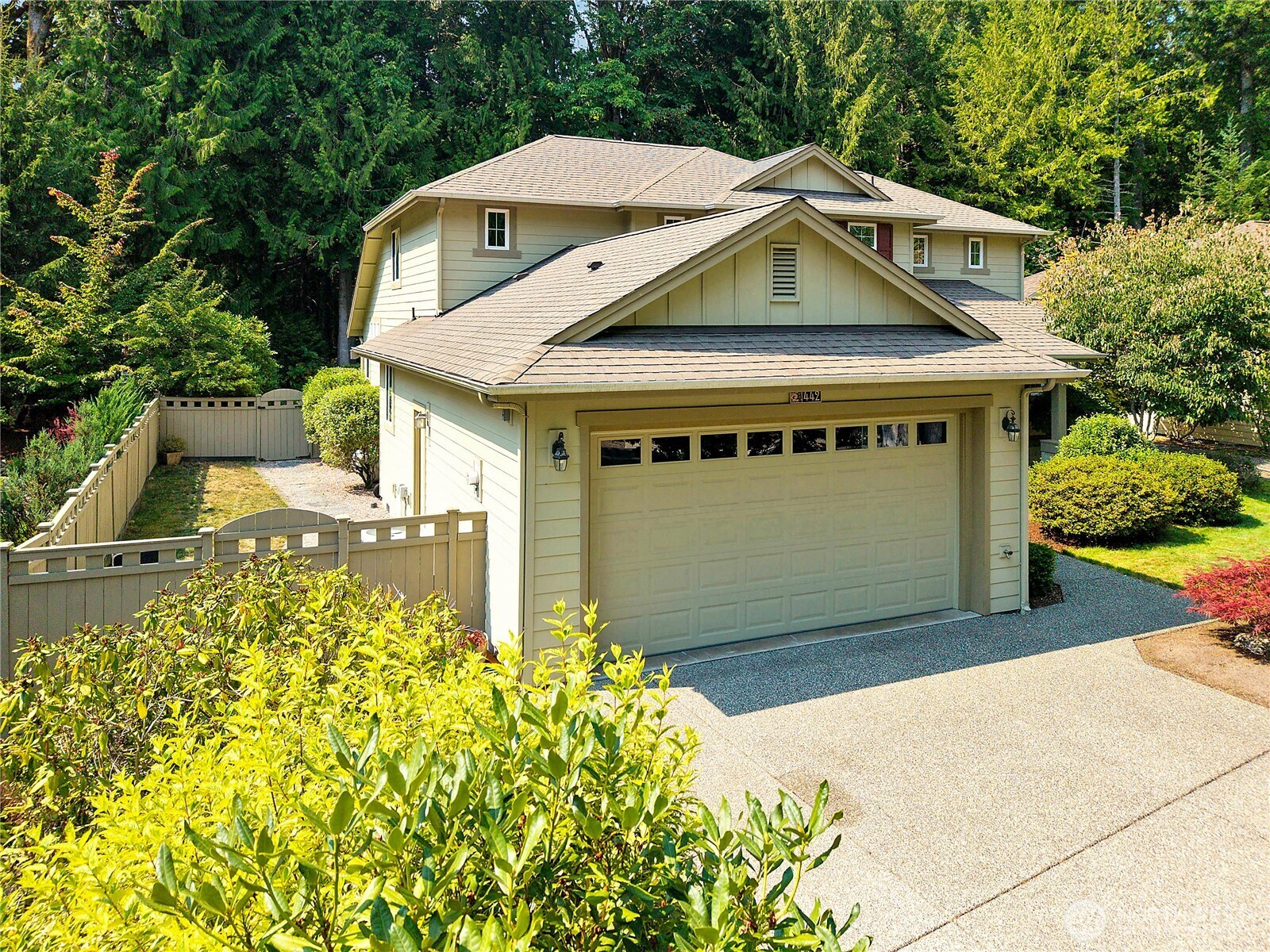 442 Rainier Lane Property Photo 2