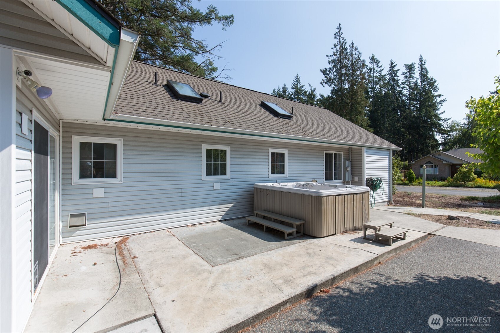 120 Sunland Drive Property Photo 33