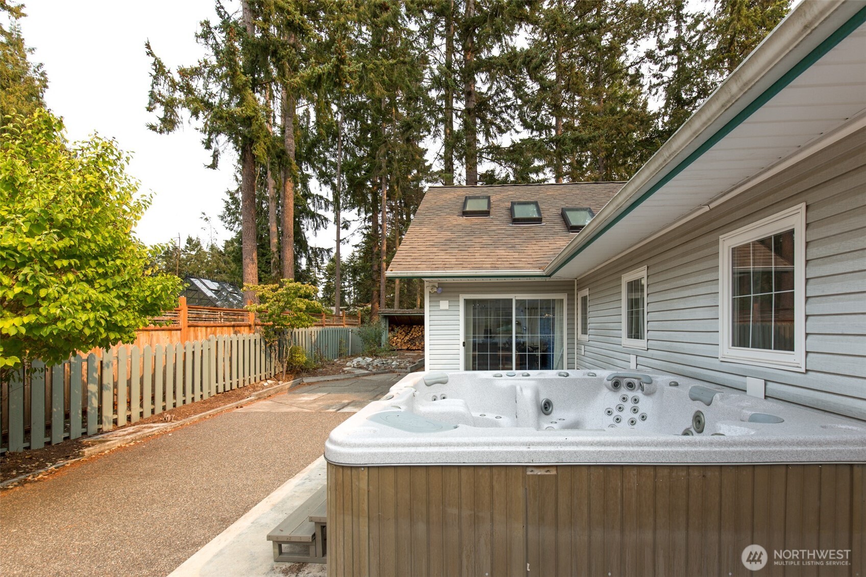 120 Sunland Drive Property Photo 35