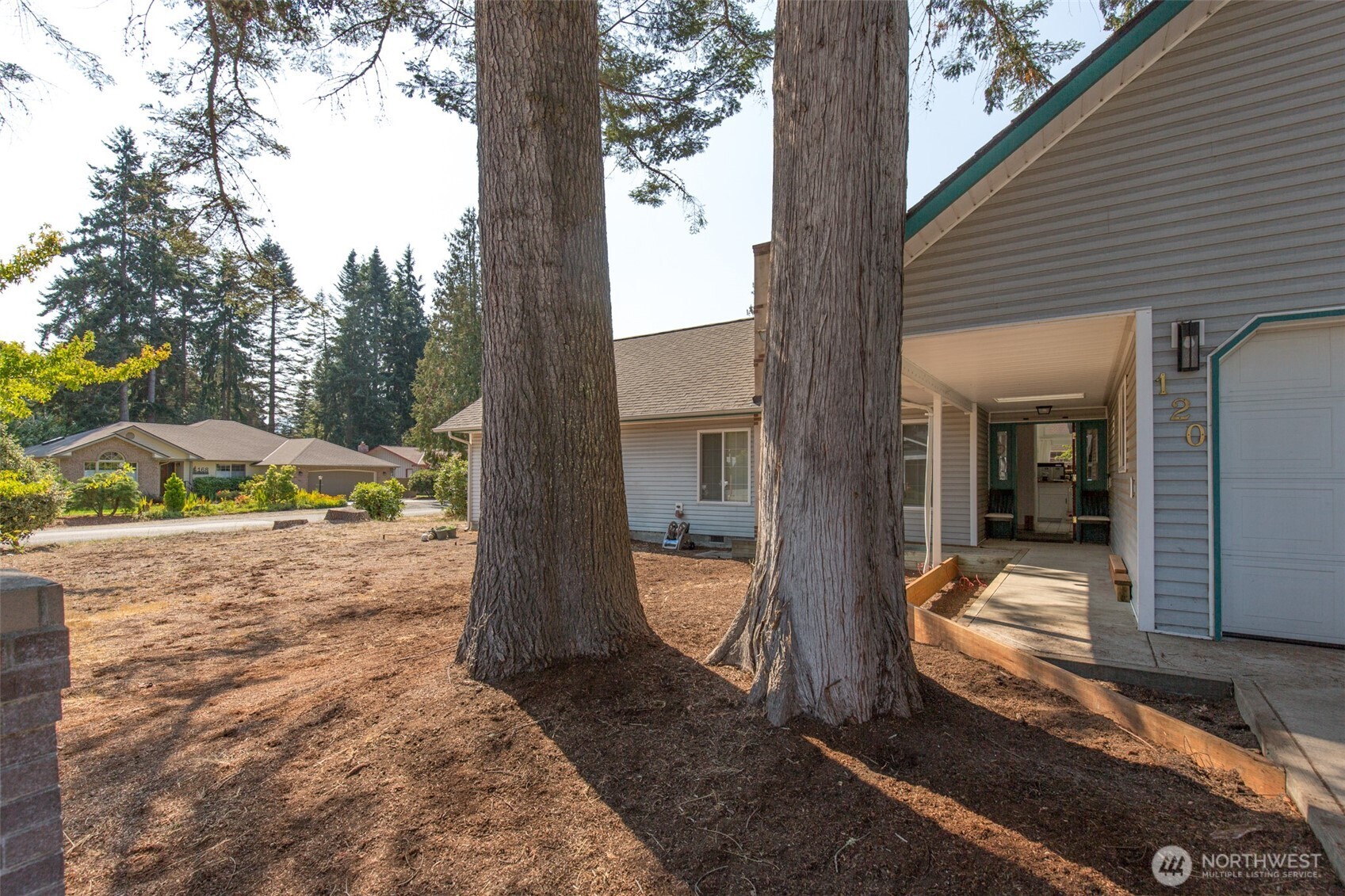 120 Sunland Drive Property Photo 38