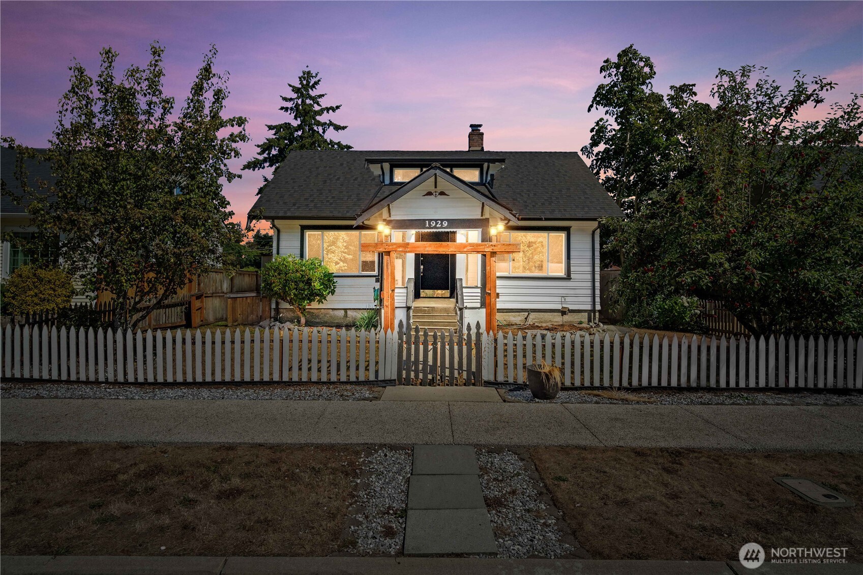 1929 S Sprague Avenue Property Photo 1