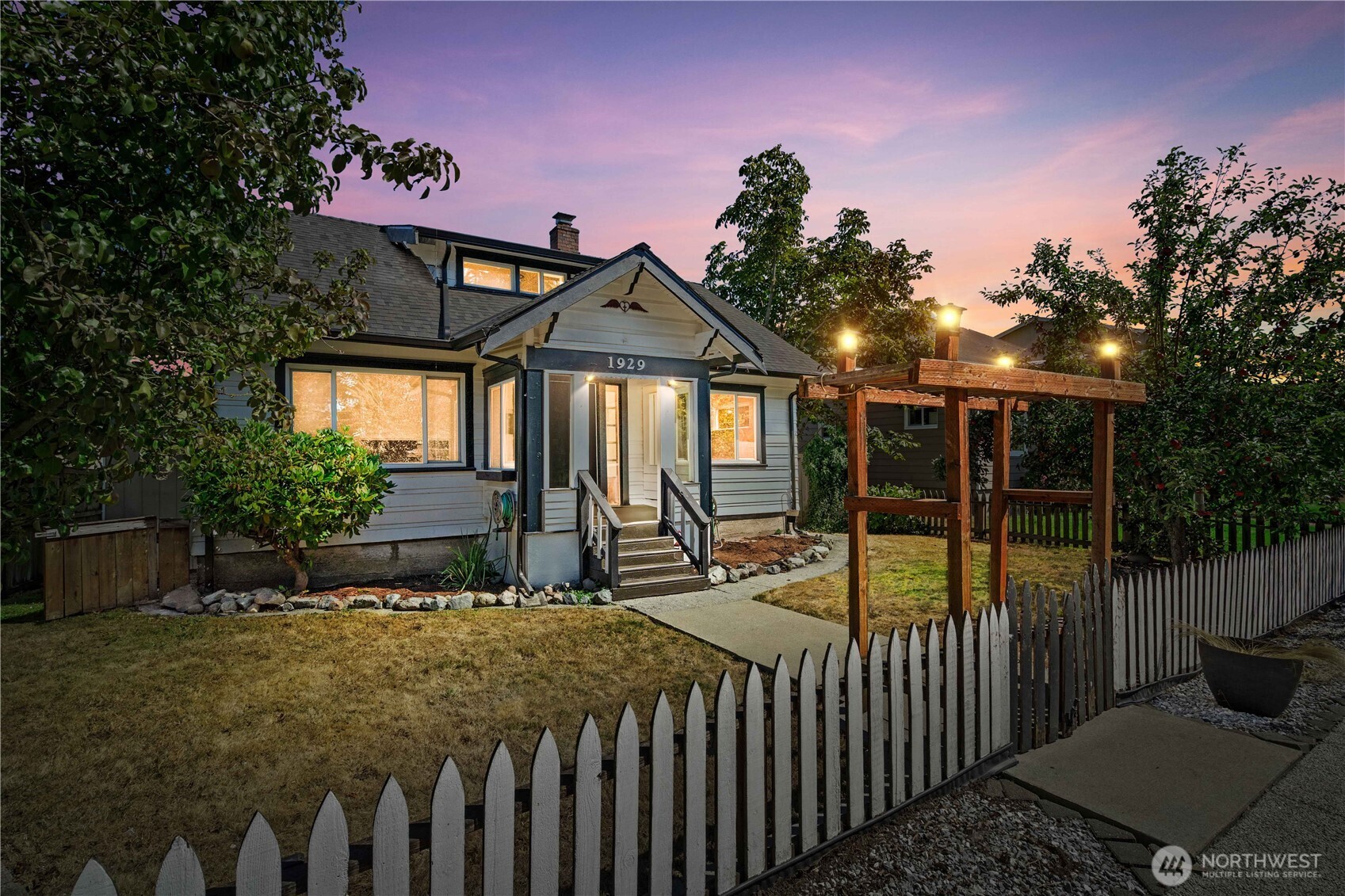 1929 S Sprague Avenue Property Photo 4