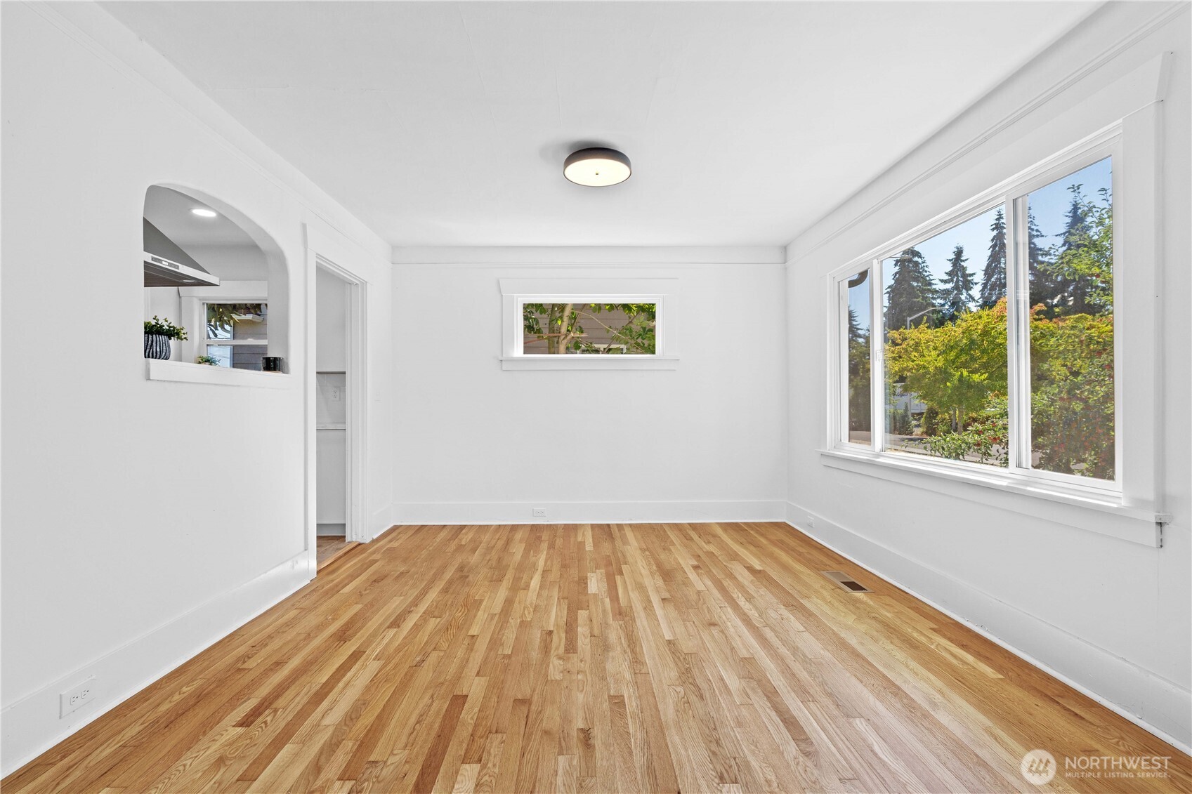 1929 S Sprague Avenue Property Photo 11