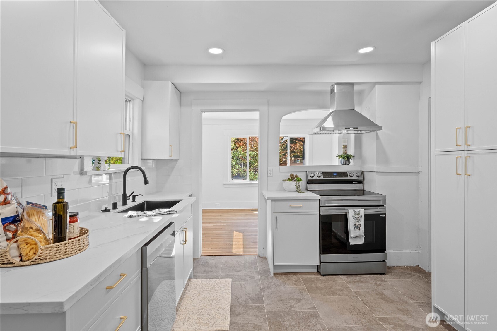 1929 S Sprague Avenue Property Photo 16