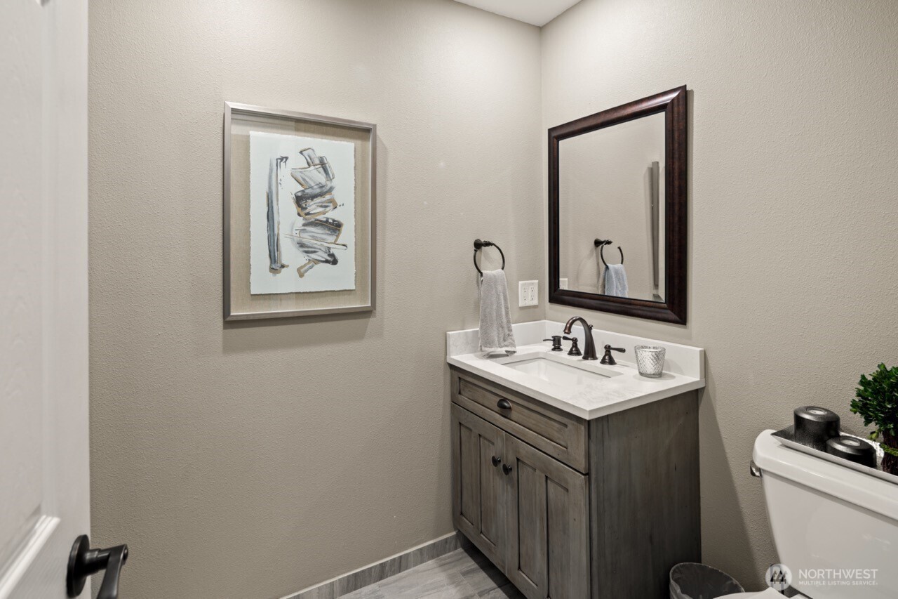 109 Bond Drive Property Photo 20