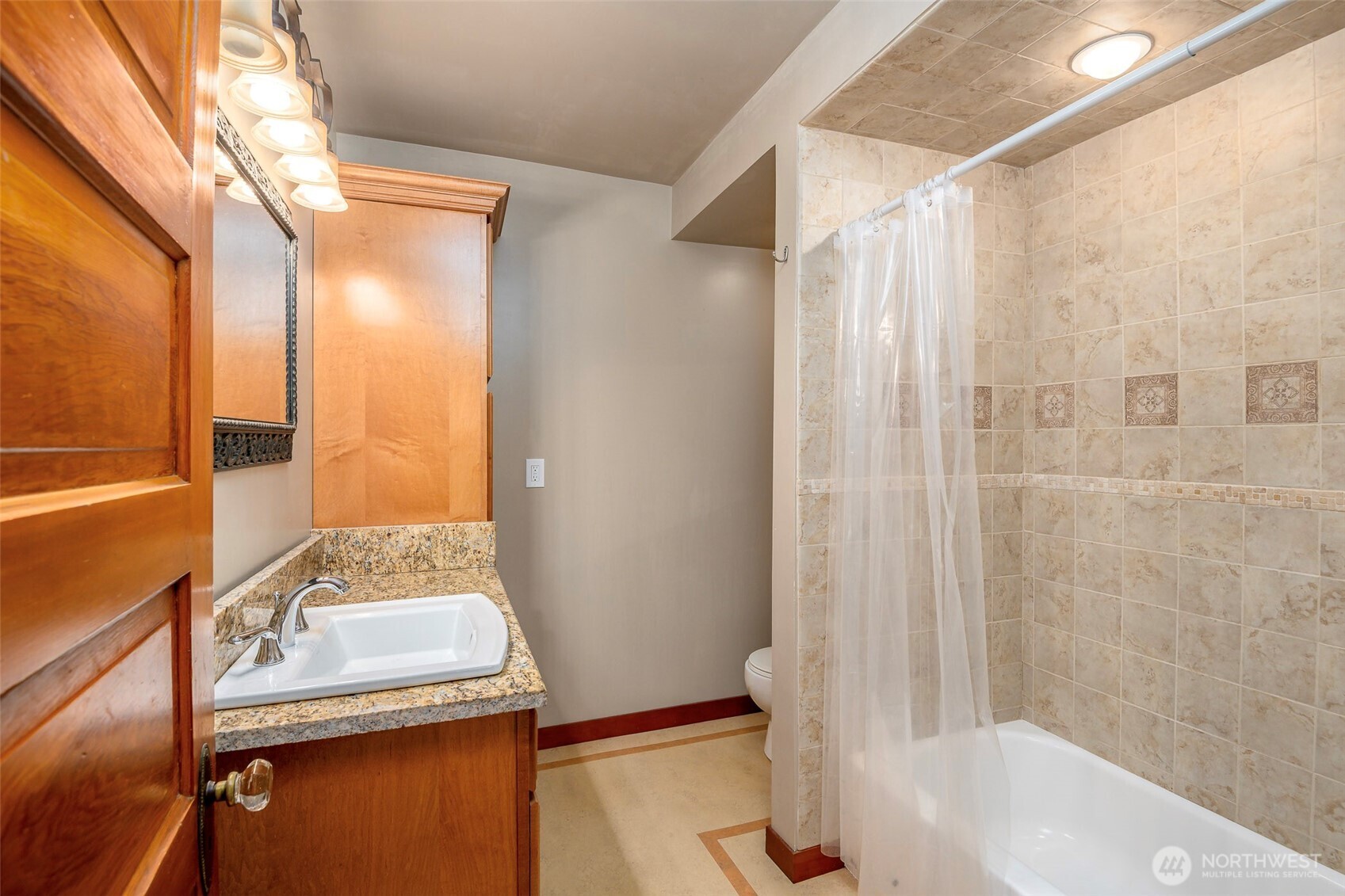 6330 S I Street Property Photo 9