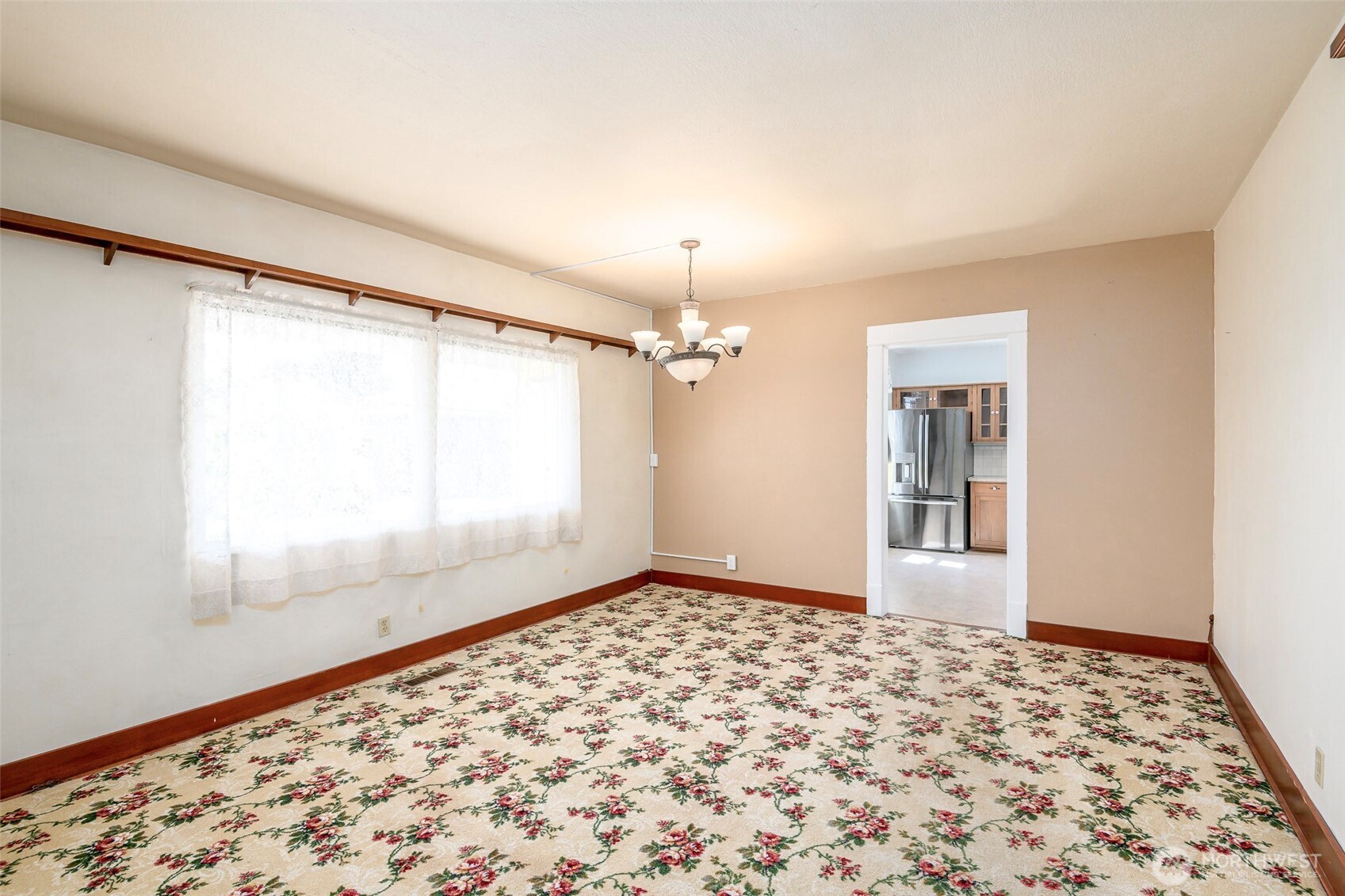 6330 S I Street Property Photo 11