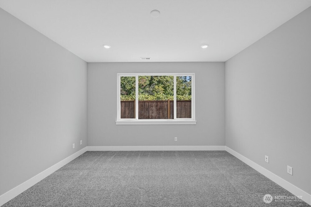601 Barquist Lane Property Photo 5