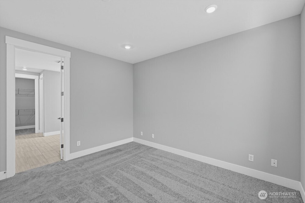 601 Barquist Lane Property Photo 8