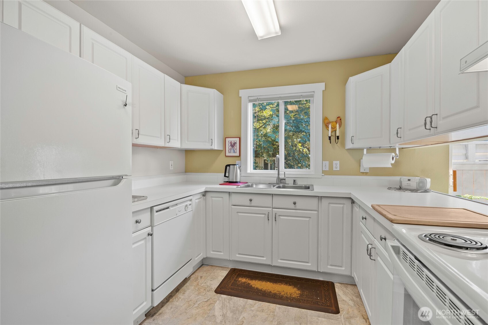 3356 Northwest Avenue 202 Property Photo 10