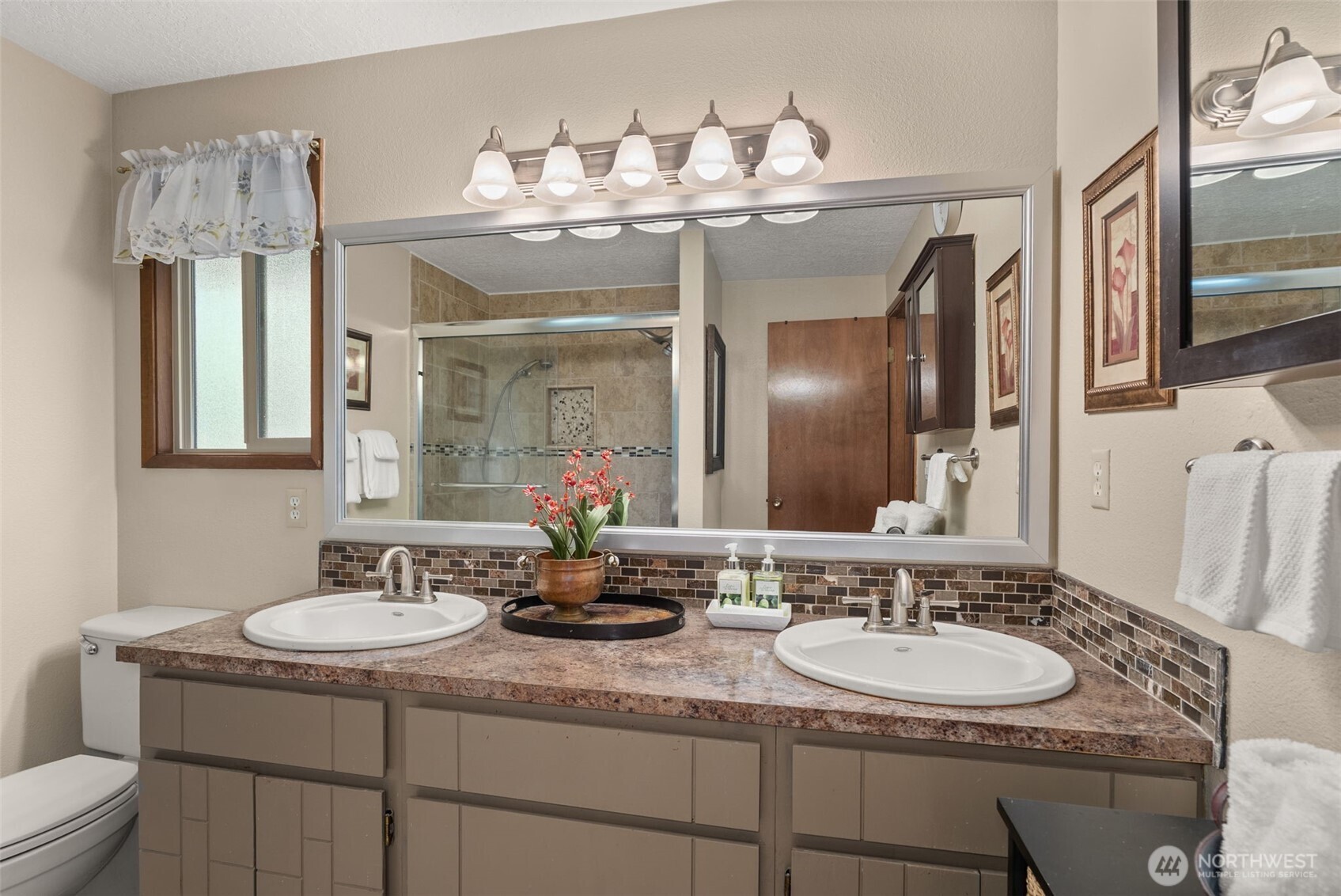 6615 Sierra Court Property Photo 20