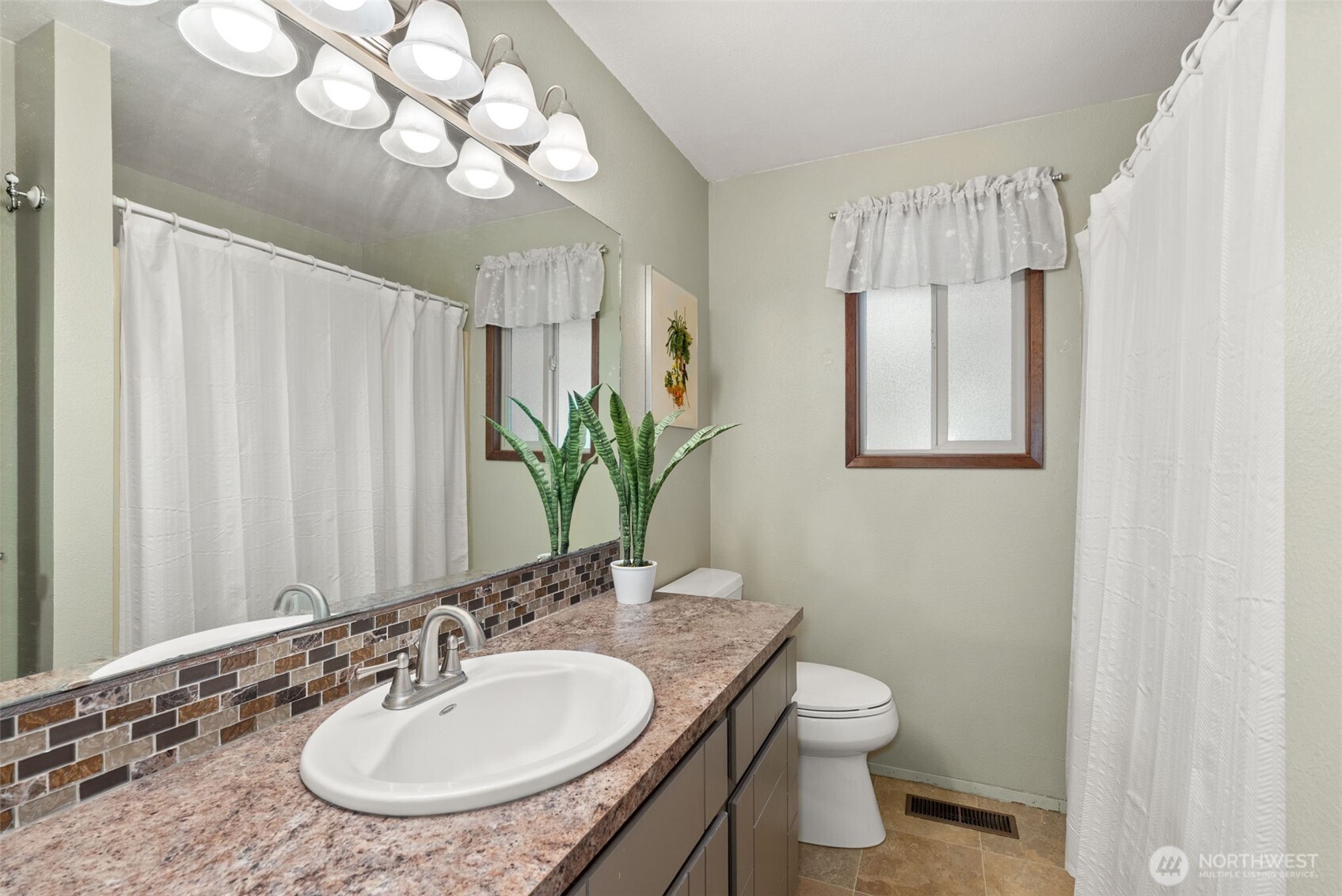 6615 Sierra Court Property Photo 23