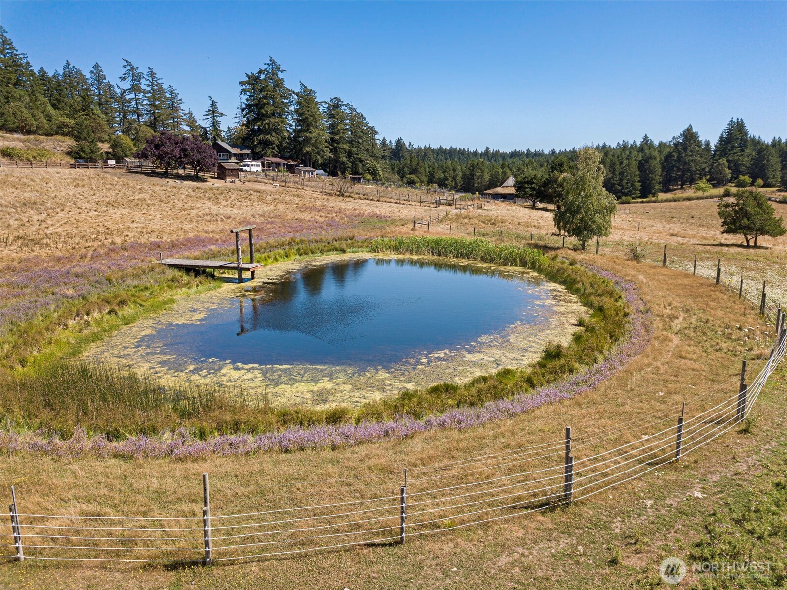 652 Halvorsen Road Property Photo 4