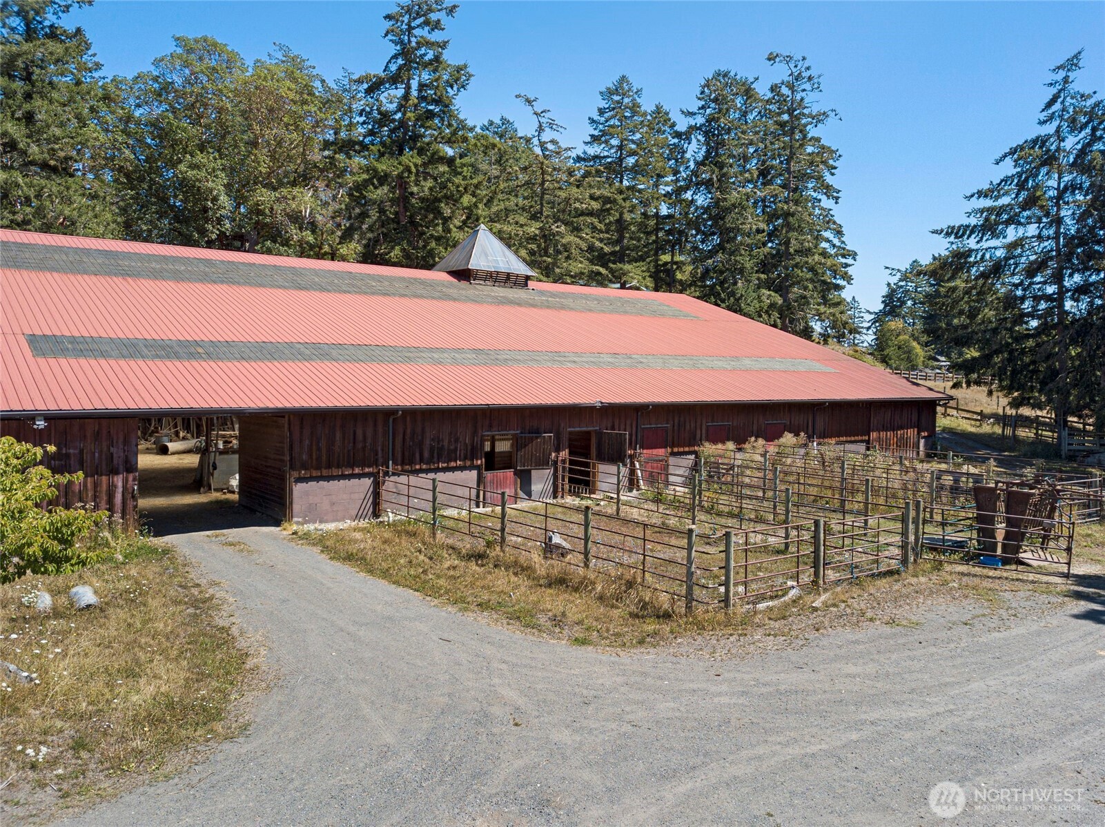 652 Halvorsen Road Property Photo 16