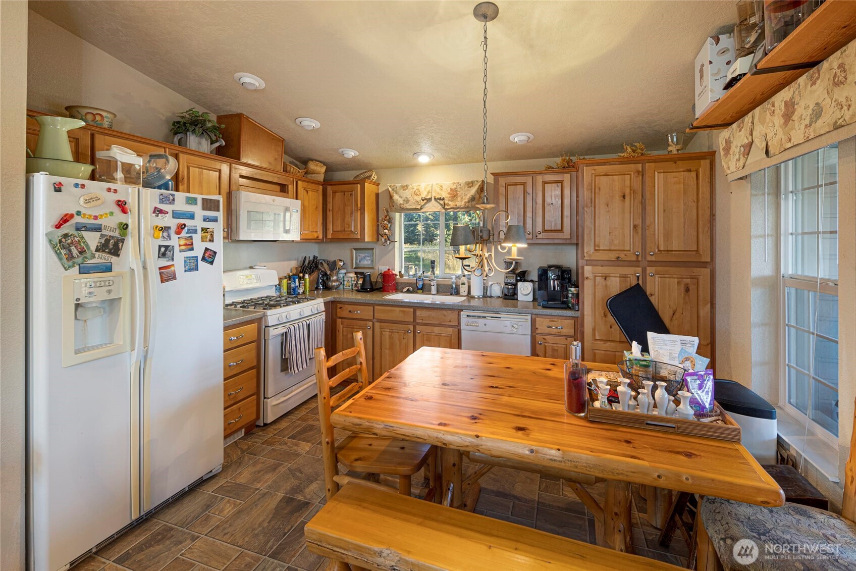 652 Halvorsen Road Property Photo 28
