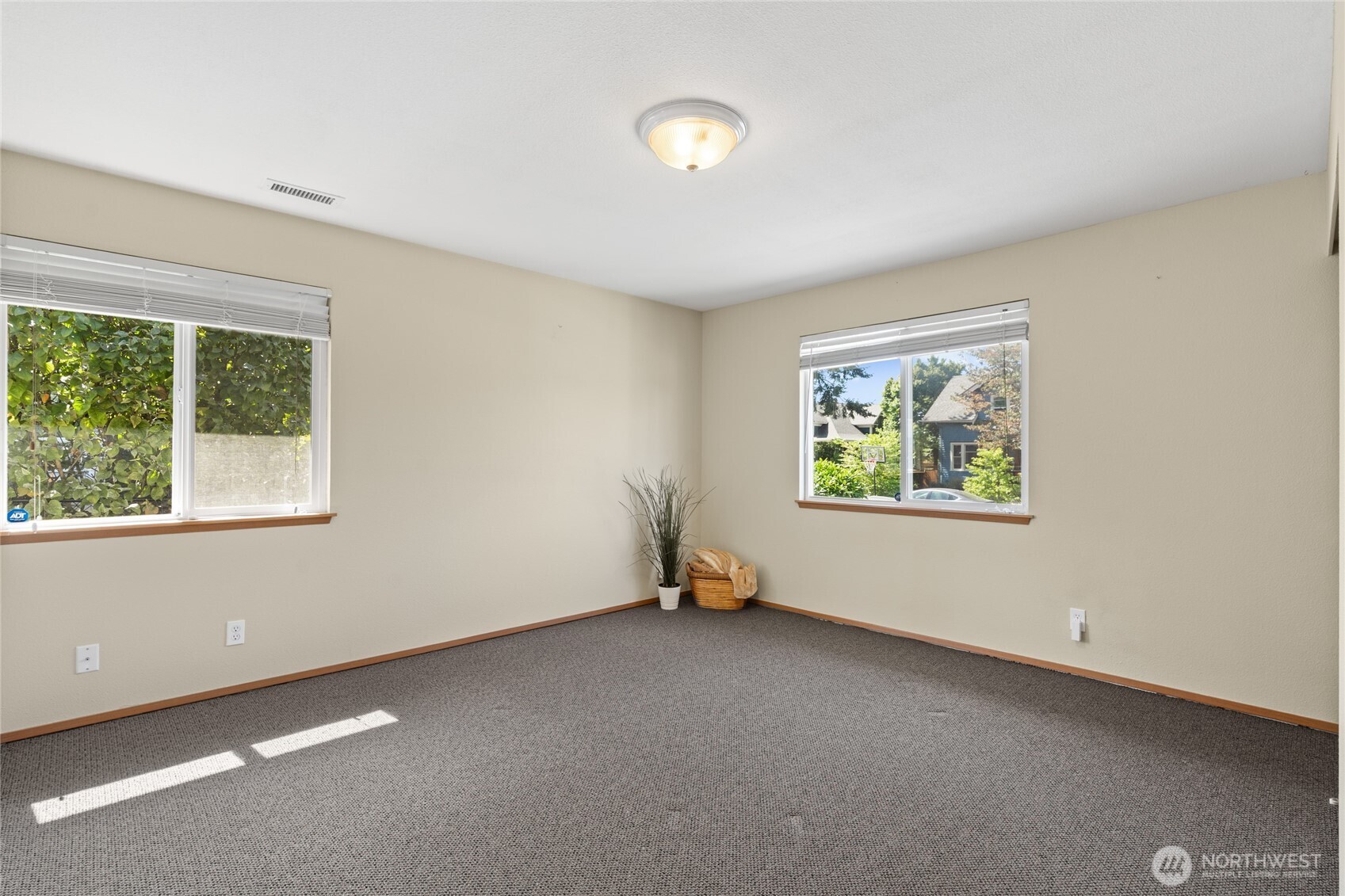 6117 S G Street Property Photo 19