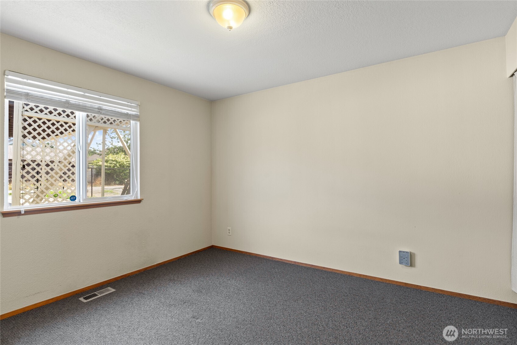6117 S G Street Property Photo 21