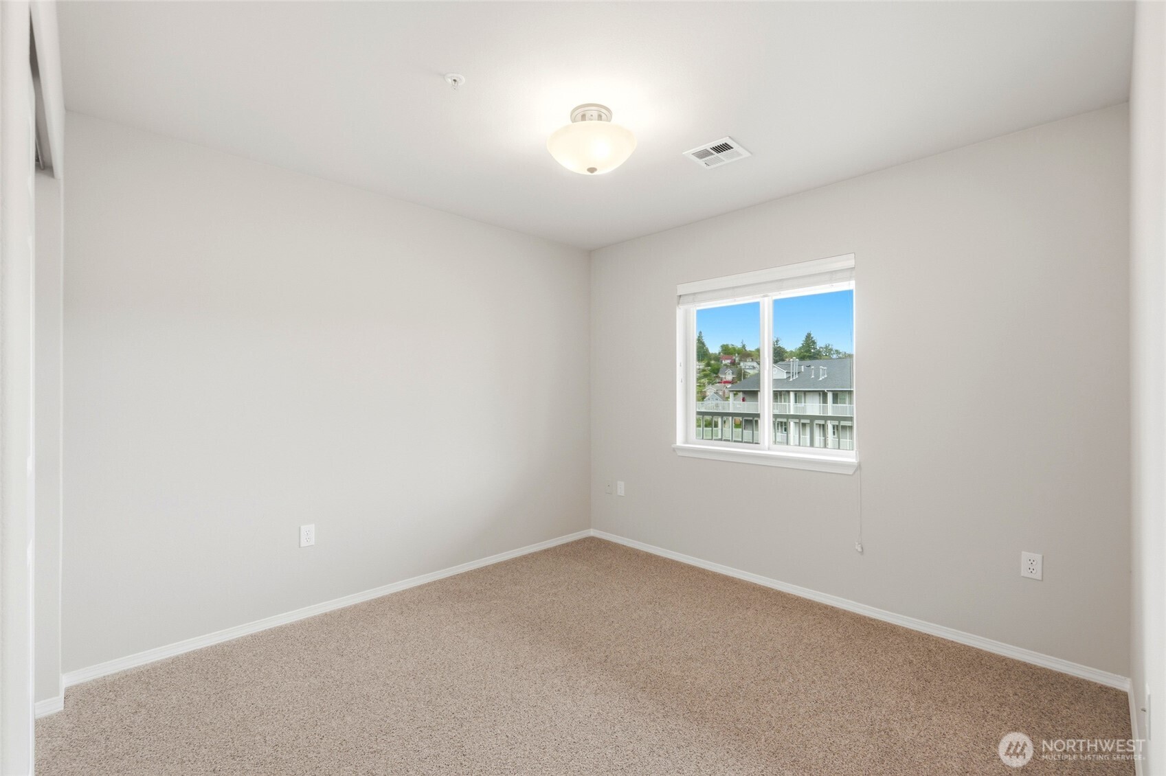 1318 37th Street 3-534 Property Photo 27