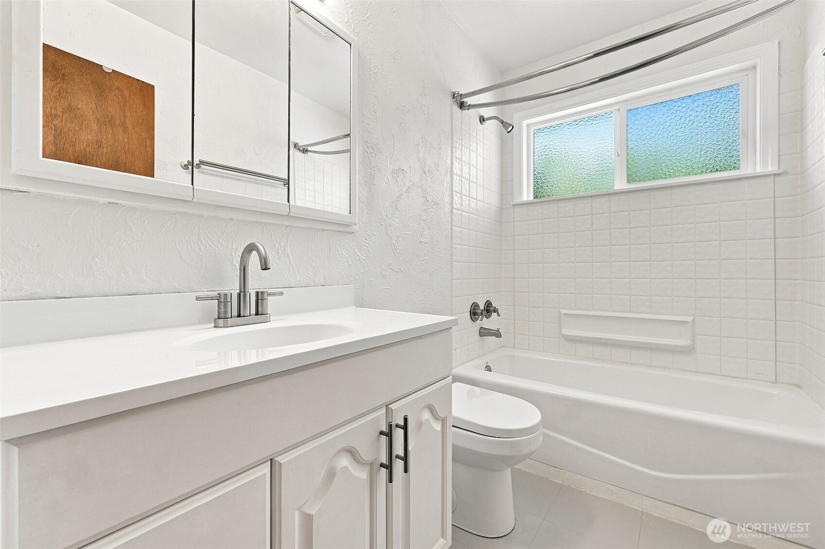 1031 S Howard Street Property Photo 9
