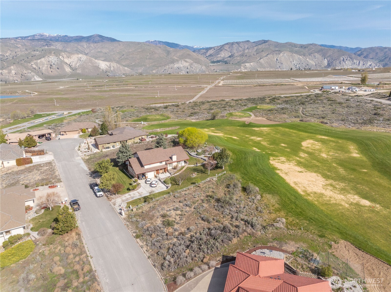 304 Desert View Place Property Photo 3
