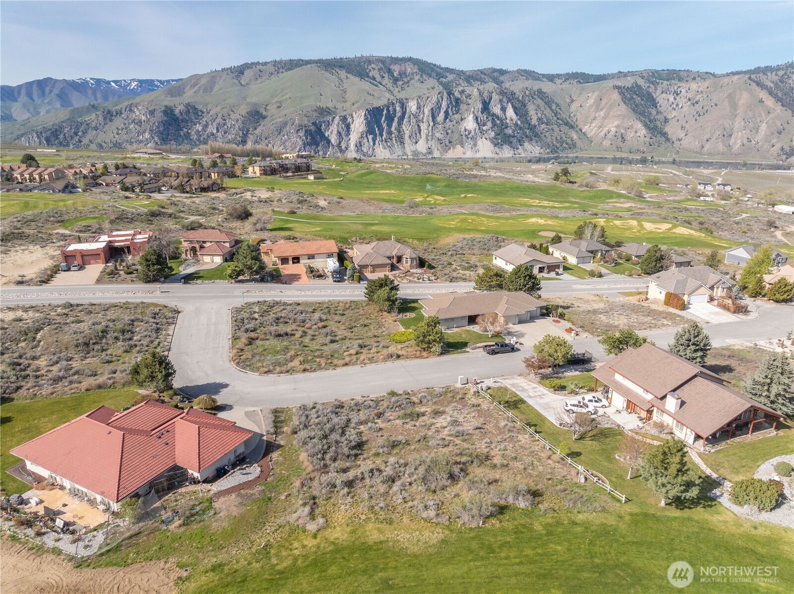 304 Desert View Place Property Photo 8