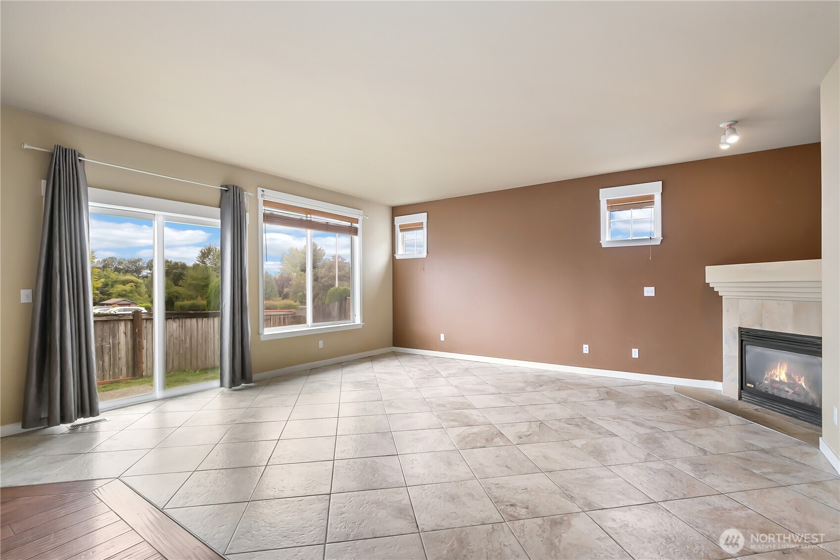 13326 94th Avenue Ct Property Photo 5