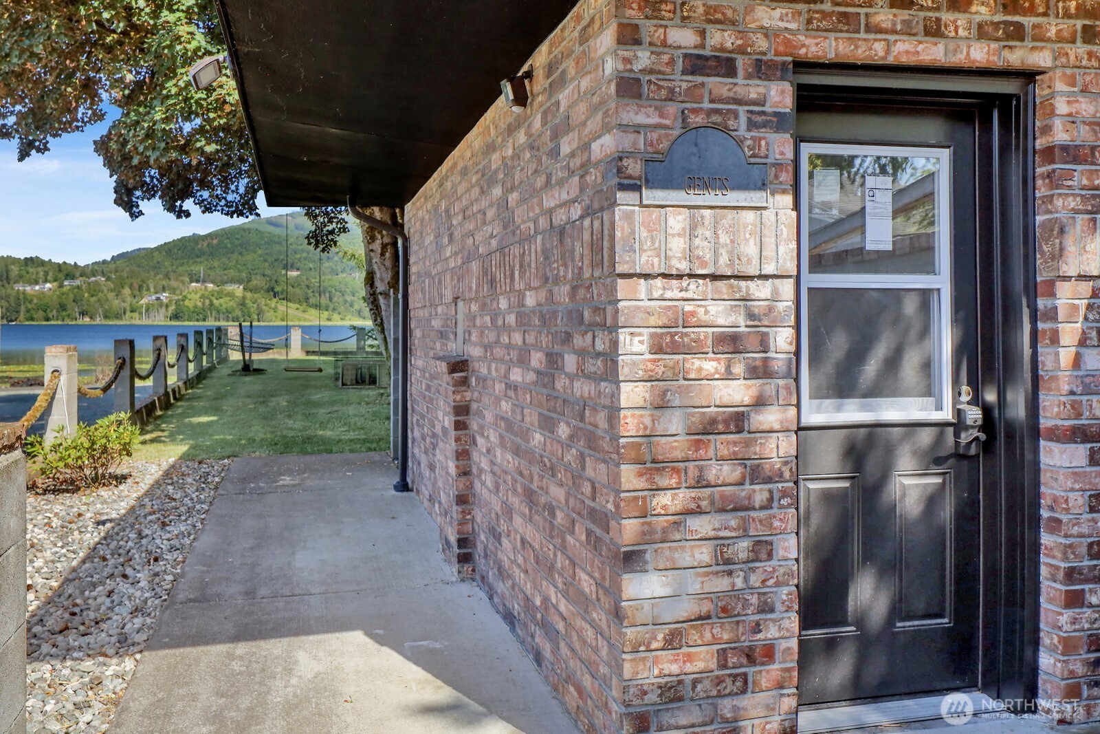 12949 S Front Street Property Photo 39