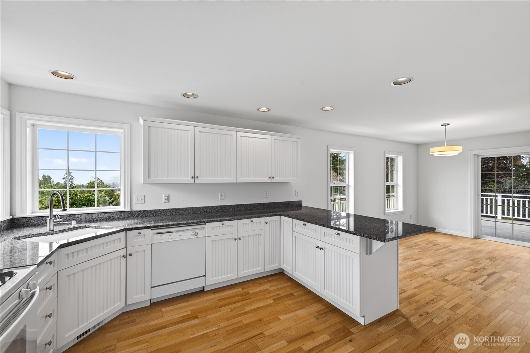 2618 Washington Boulevard Property Photo 9