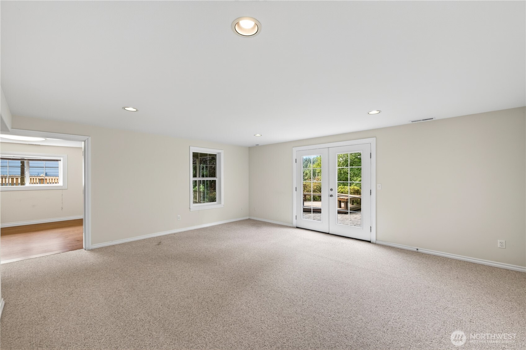 2618 Washington Boulevard Property Photo 22
