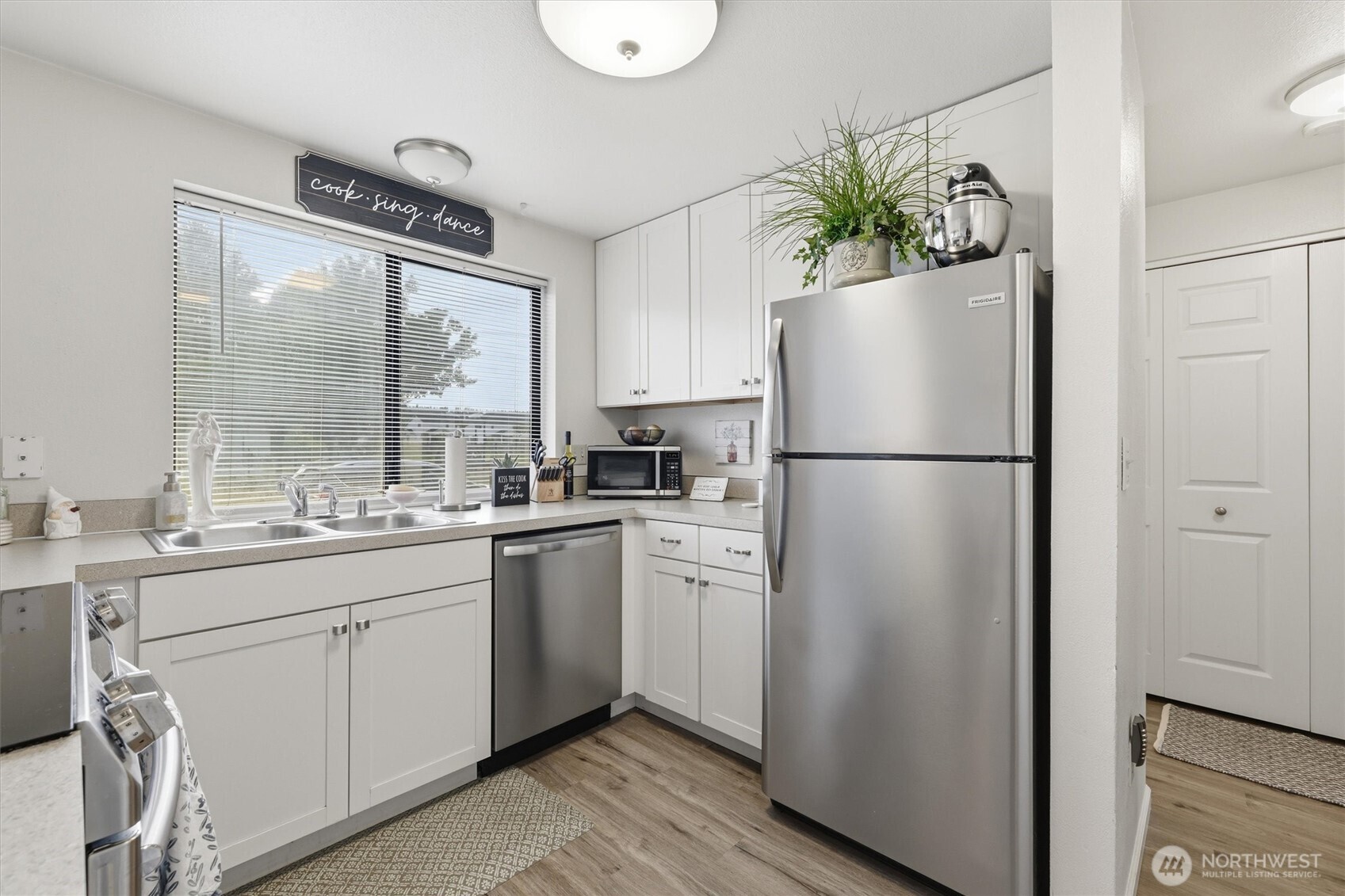 1601 Bonney Ave Property Photo 11