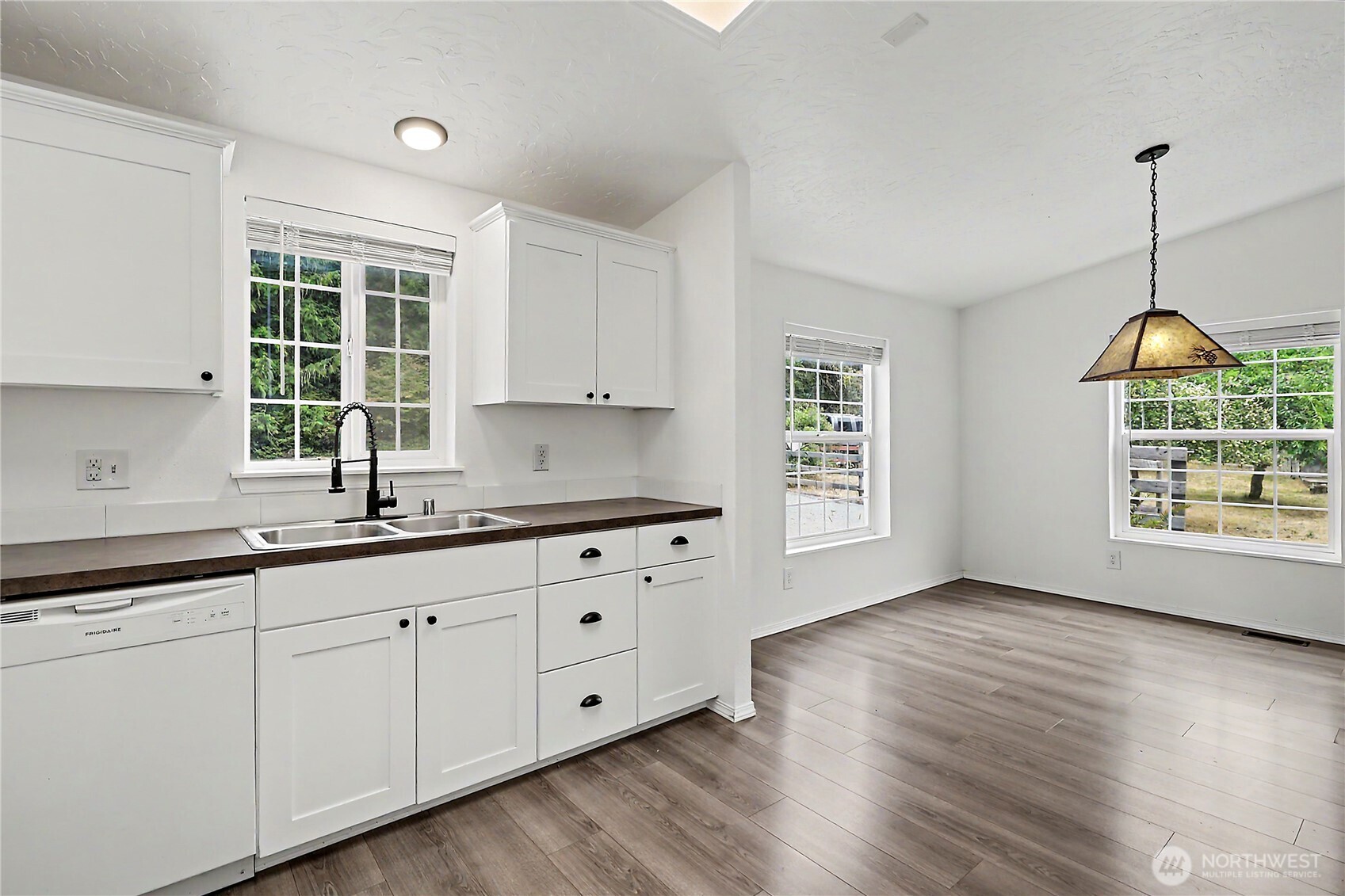 19706 215th Street Property Photo 13