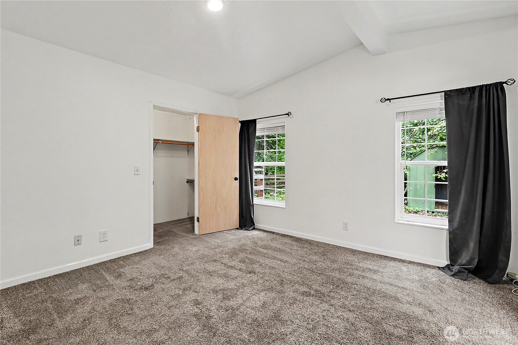 19706 215th Street Property Photo 18