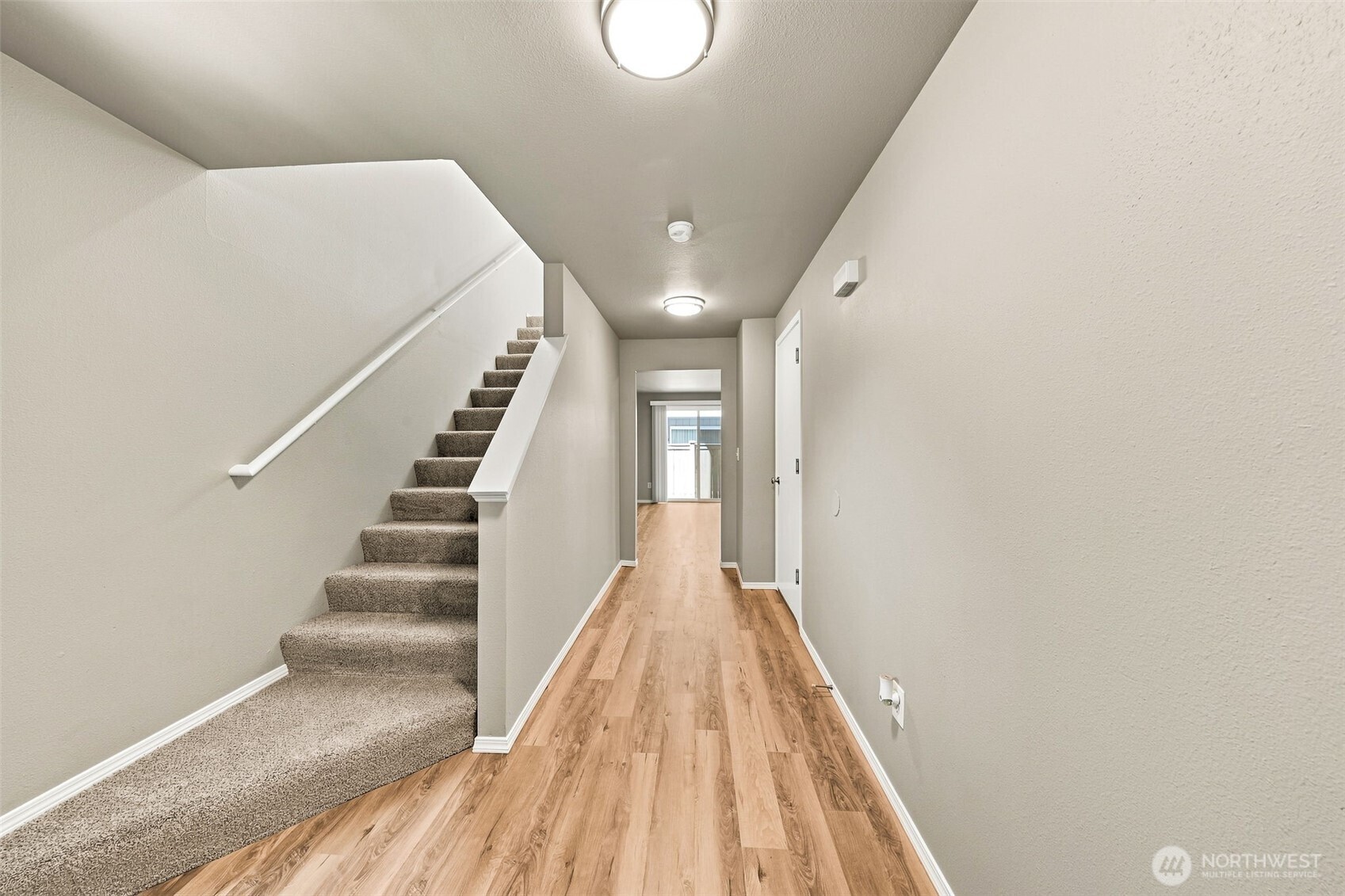 4042 S Warner Street B Property Photo 3