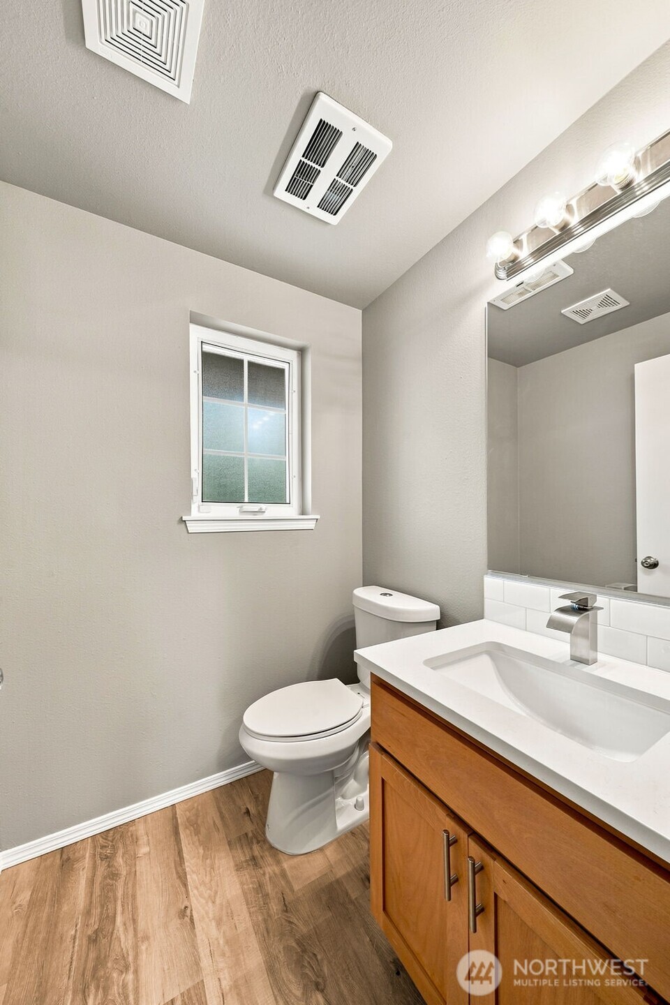 4042 S Warner Street B Property Photo 4