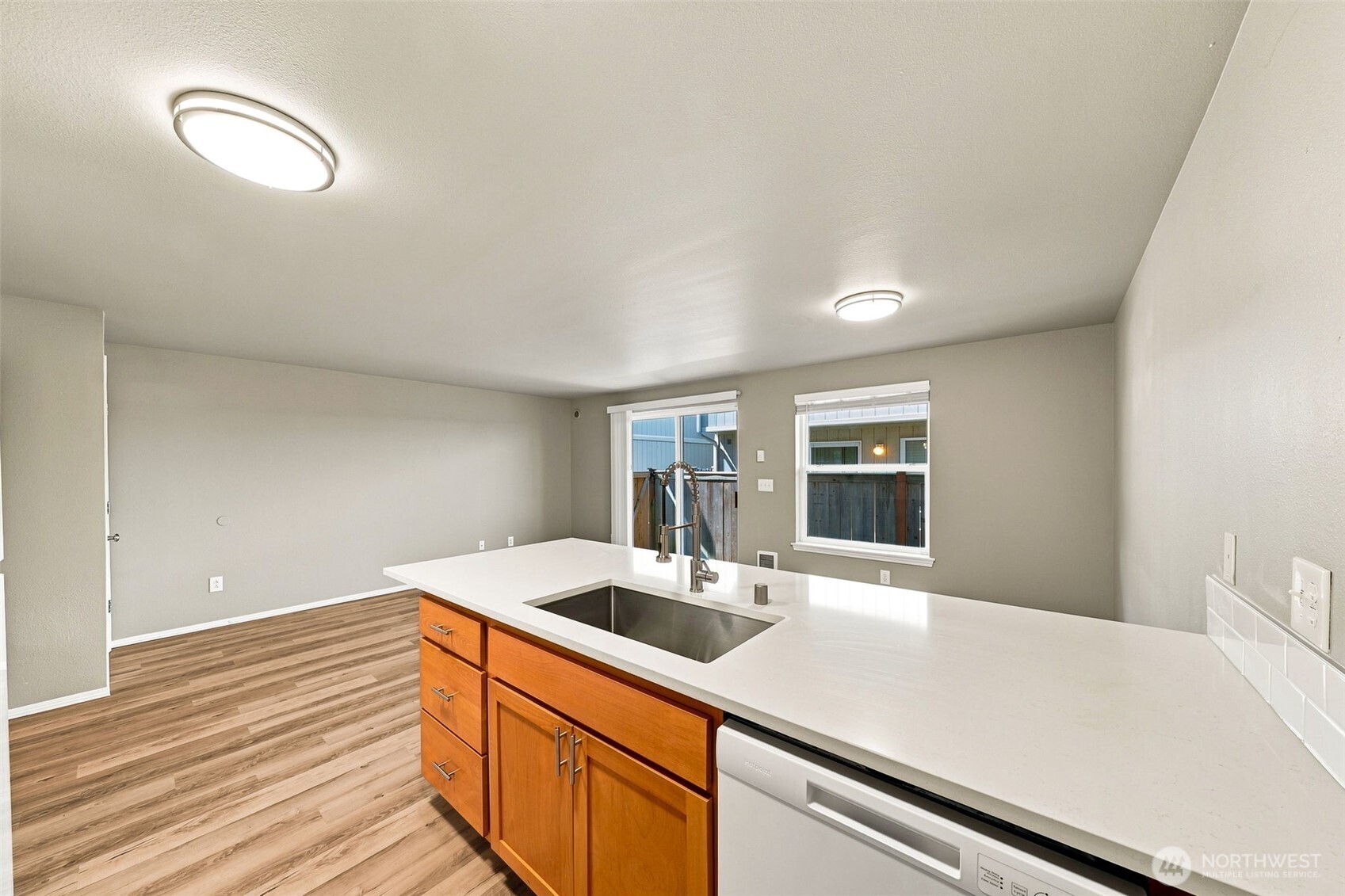 4042 S Warner Street B Property Photo 9