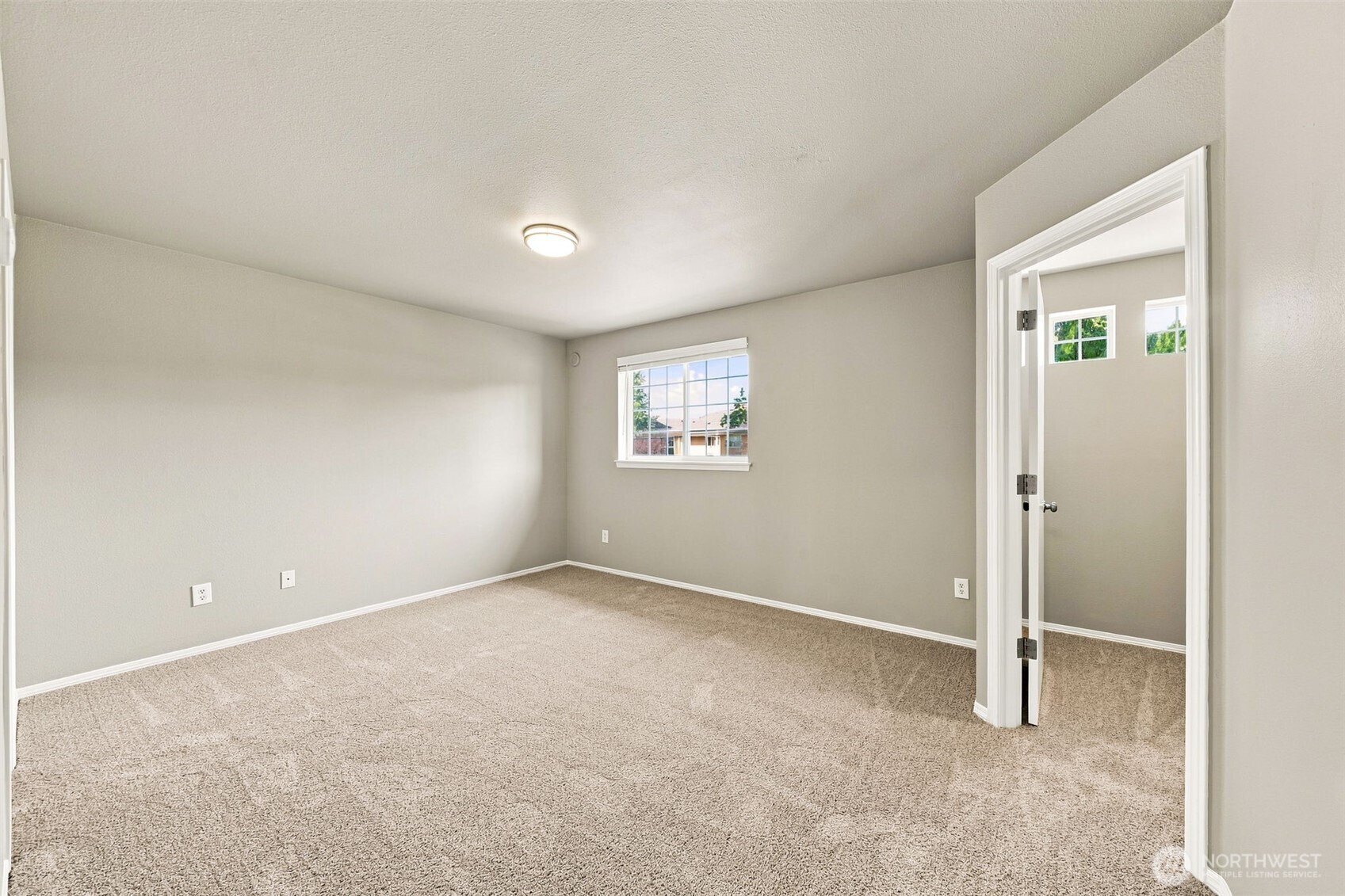 4042 S Warner Street B Property Photo 10