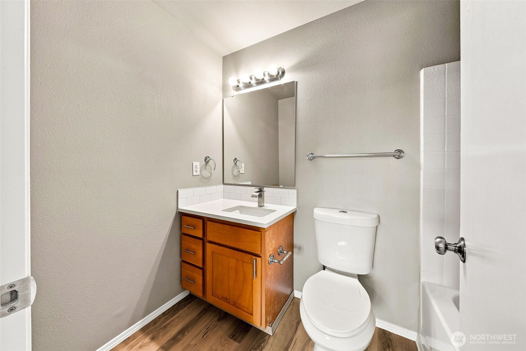 4042 S Warner Street B Property Photo 15