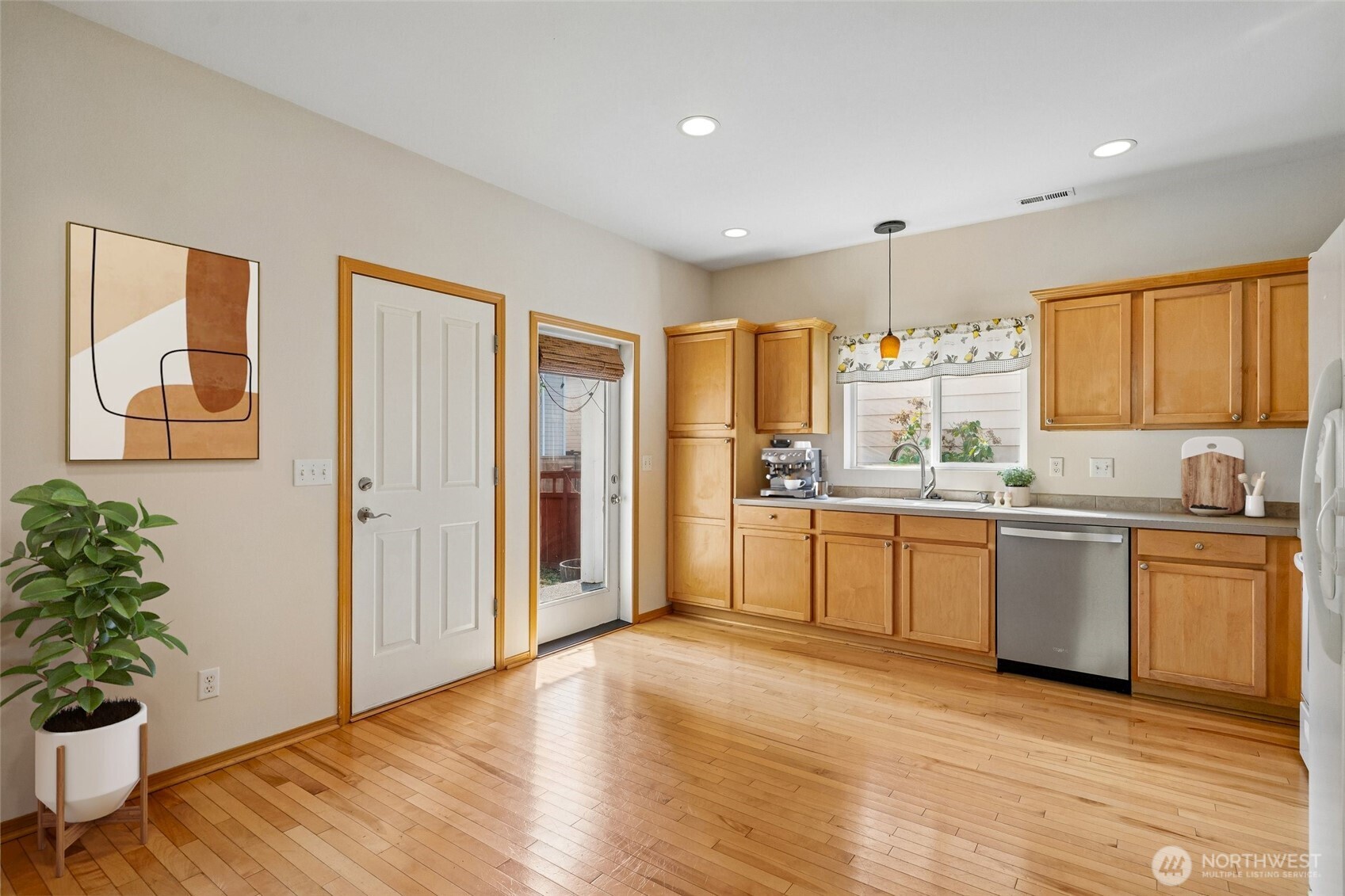 6748 Radiance Boulevard Property Photo 12