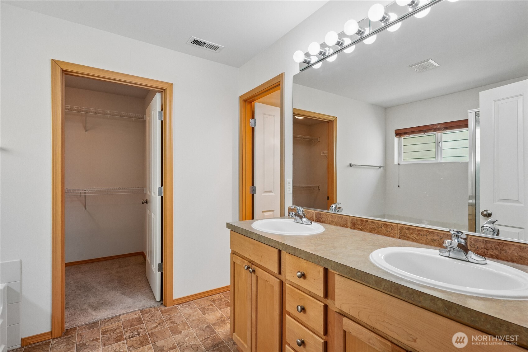 6748 Radiance Boulevard Property Photo 20