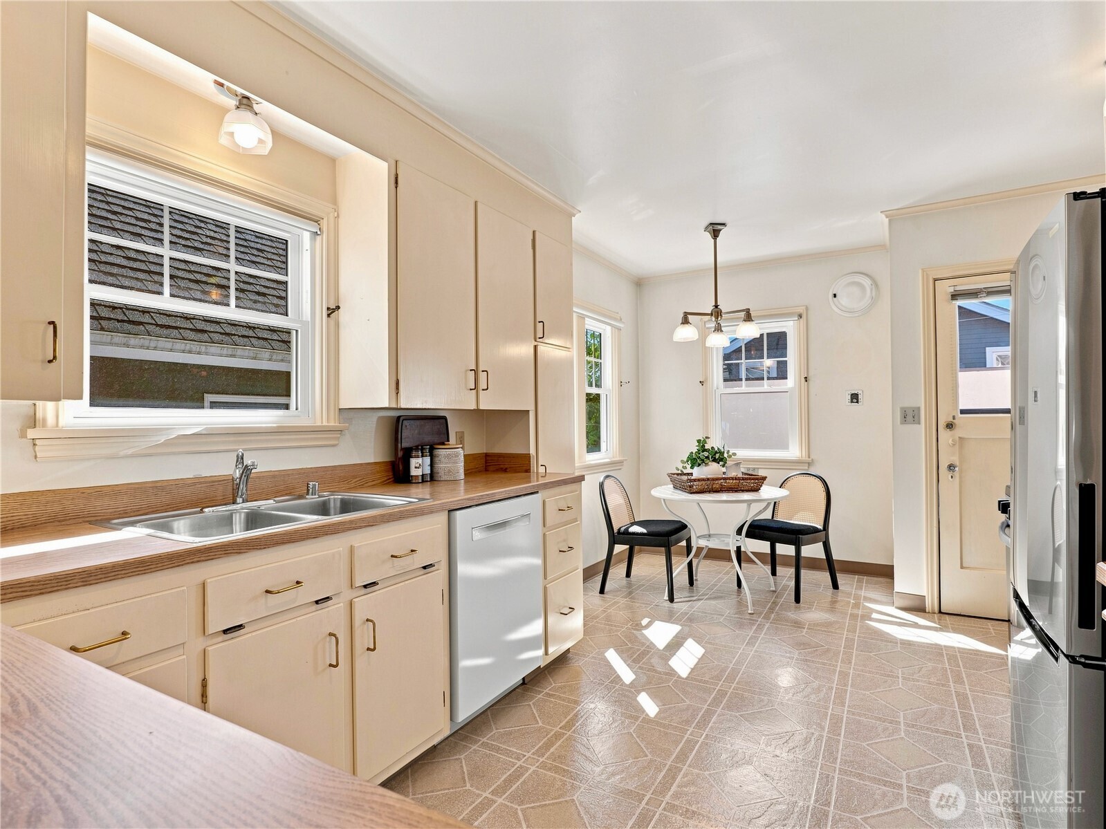 7719 Ashworth Avenue Property Photo 17