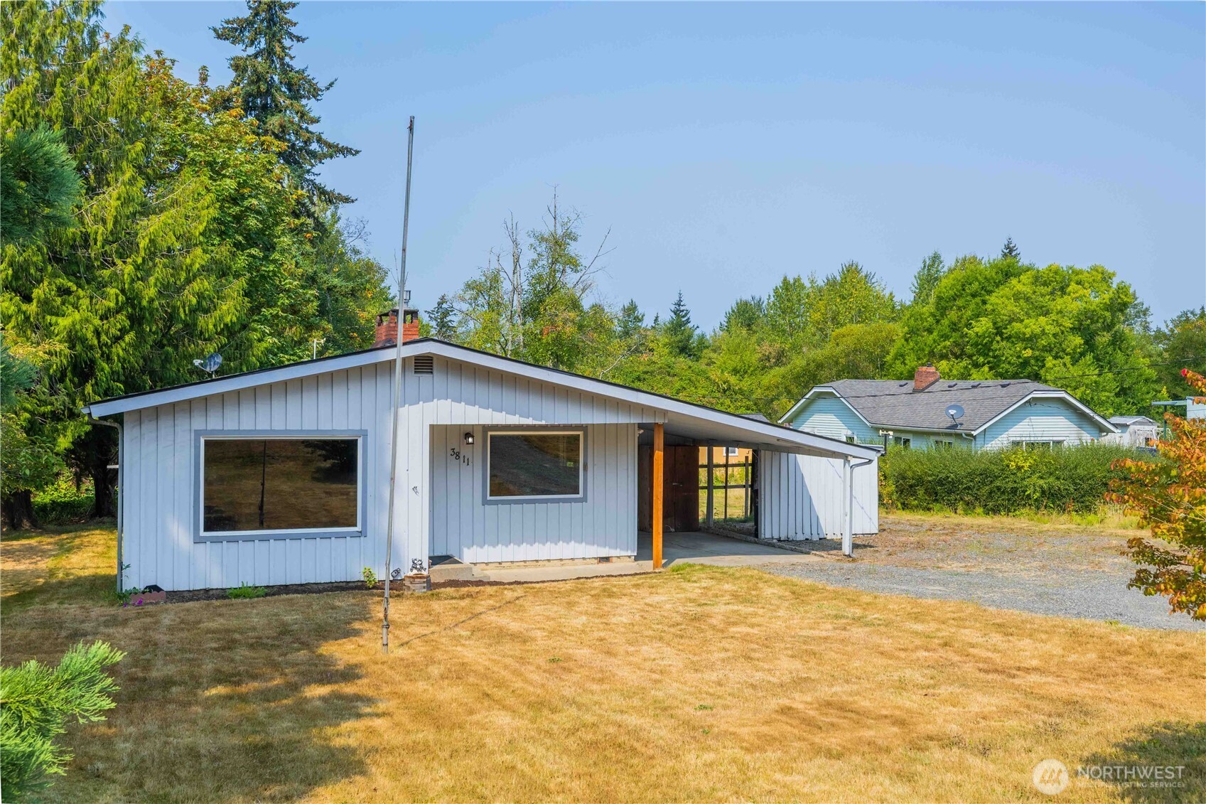 3811 E Sunset Drive Property Photo 20