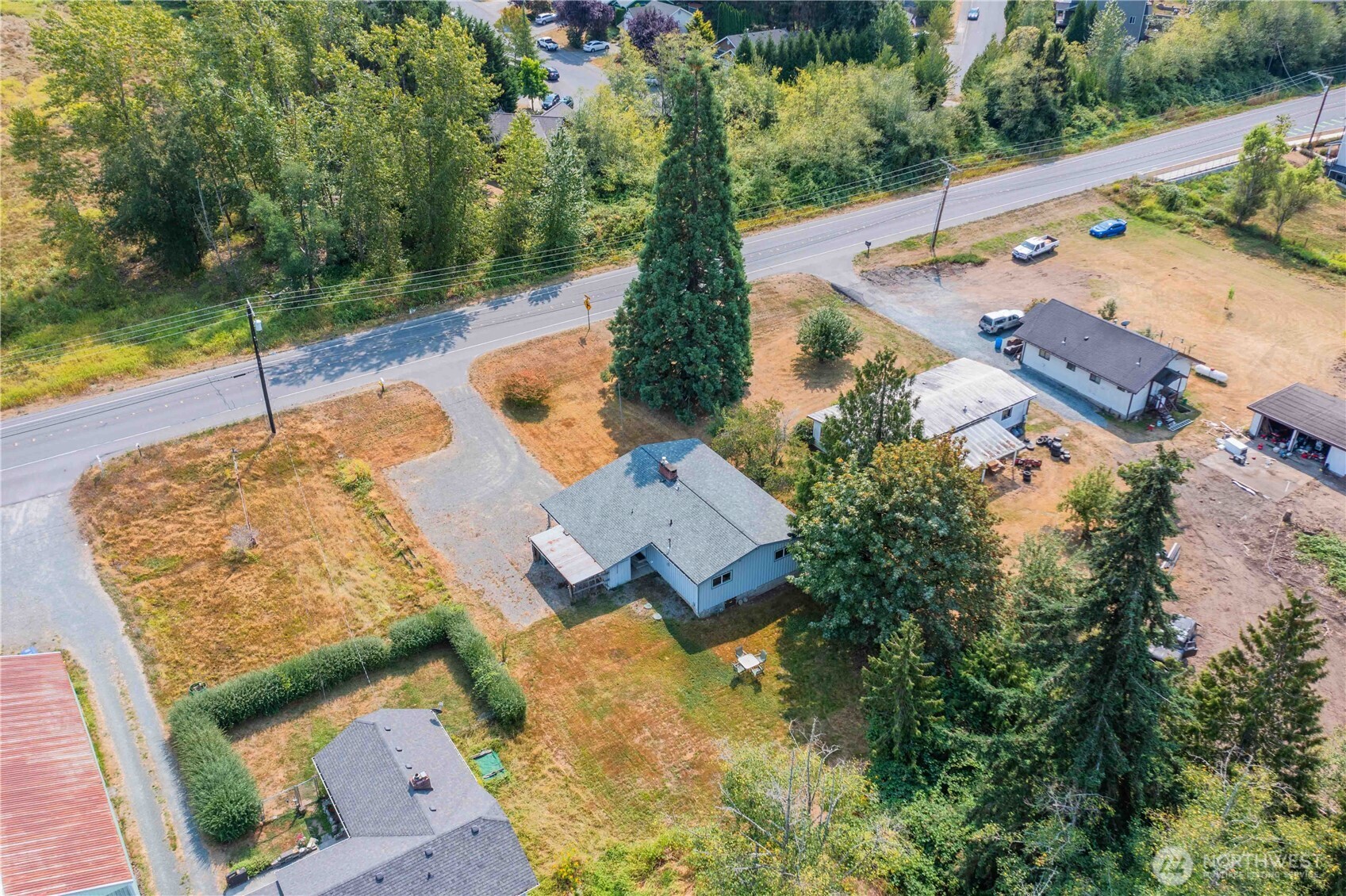 3811 E Sunset Drive Property Photo 34