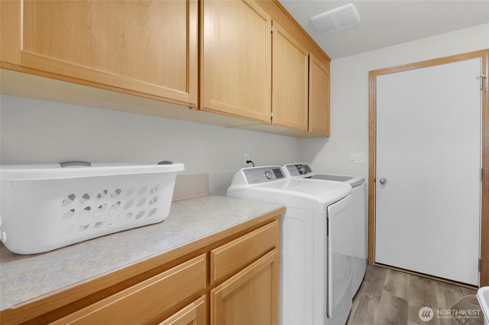 312 E Linden Avenue Property Photo 32