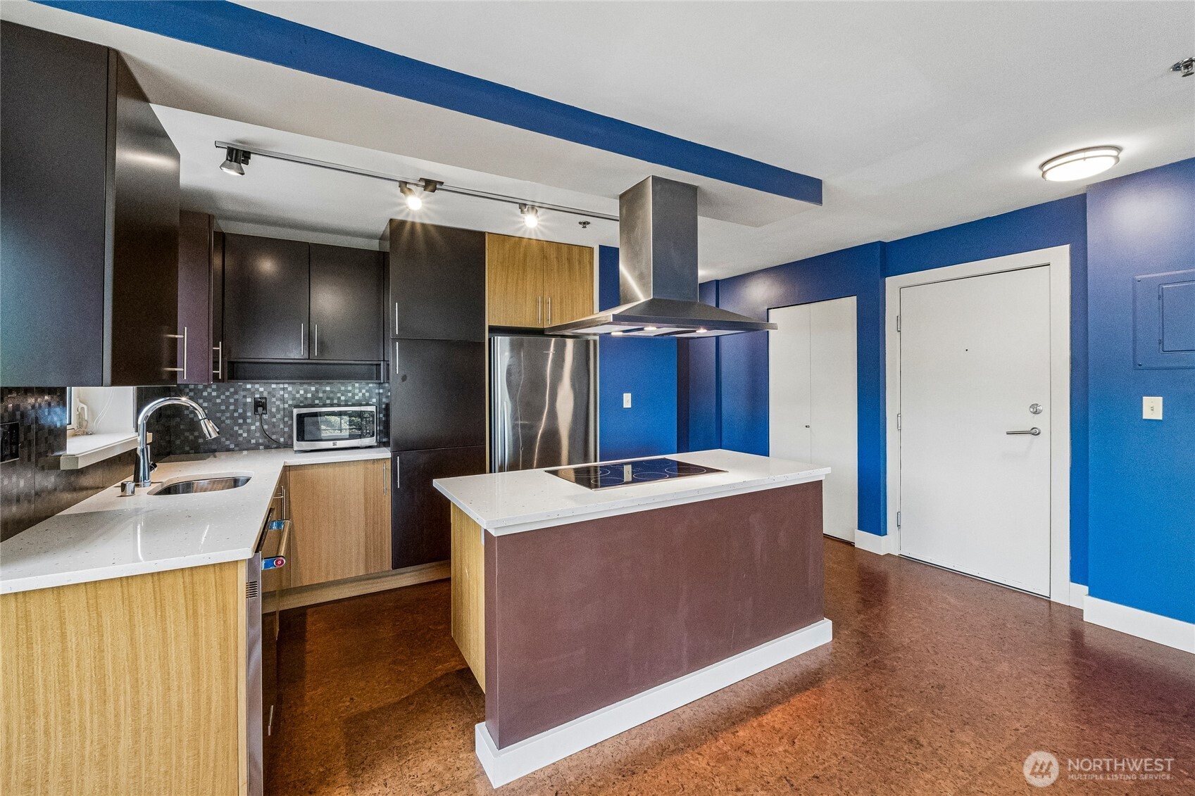 500 5th Avenue 601 Property Photo 13