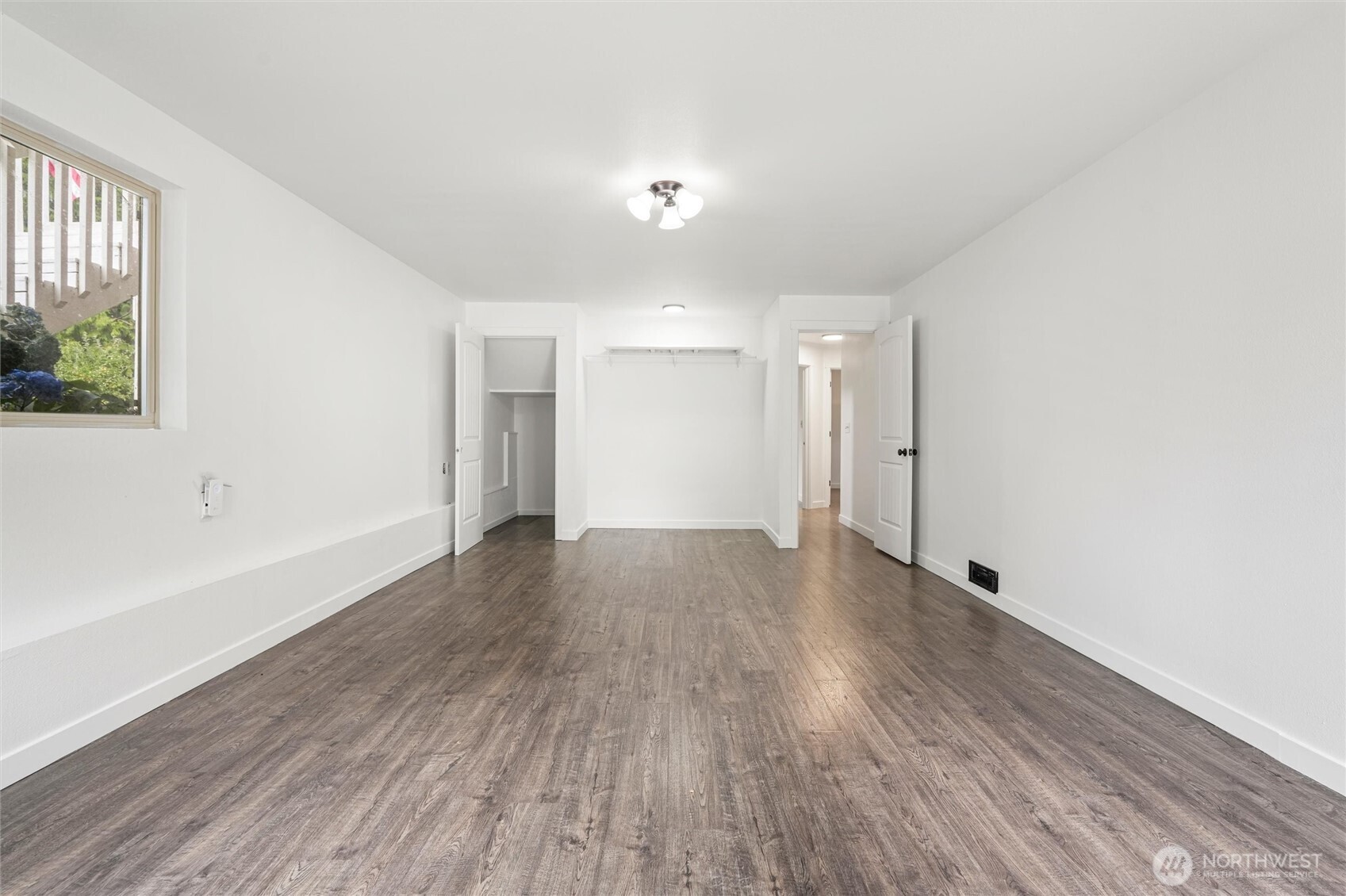 937 Rowe Road Property Photo 15