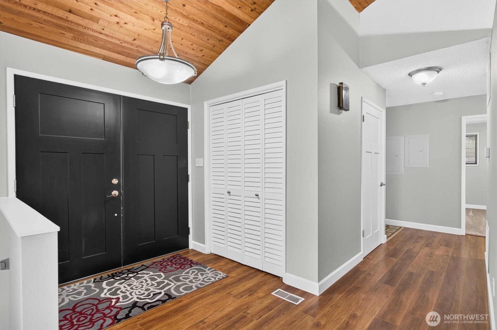 48 Clover Street Property Photo 2