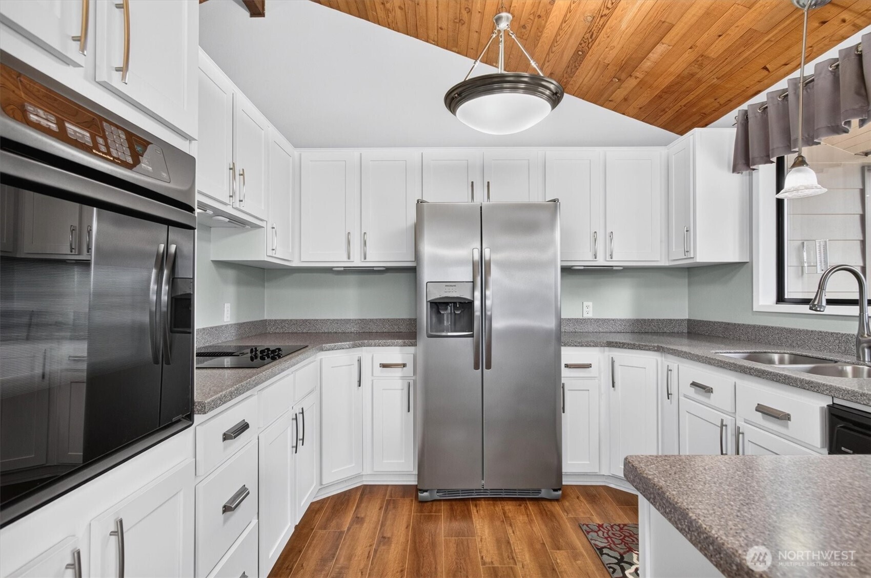 48 Clover Street Property Photo 11