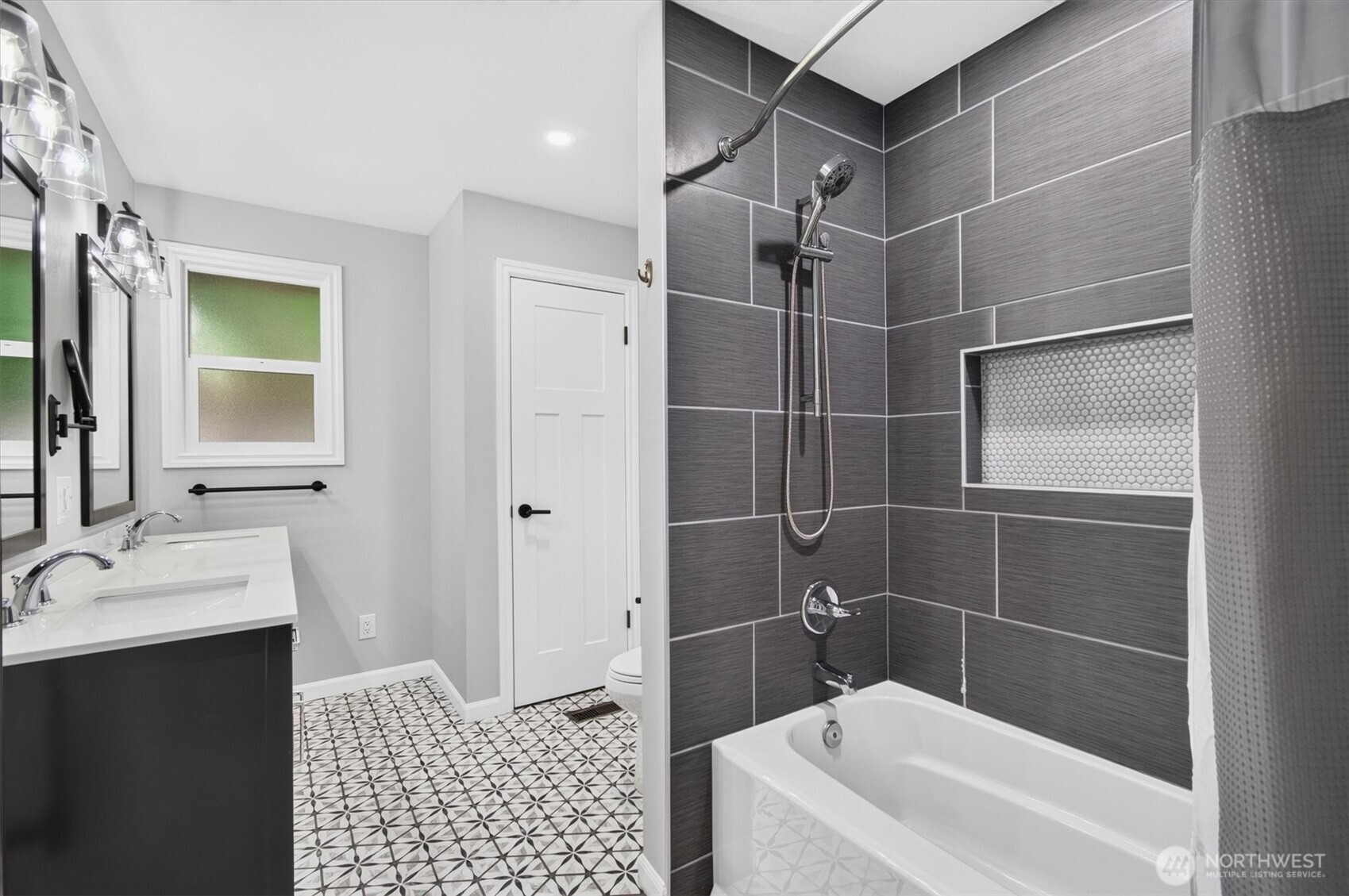 48 Clover Street Property Photo 17