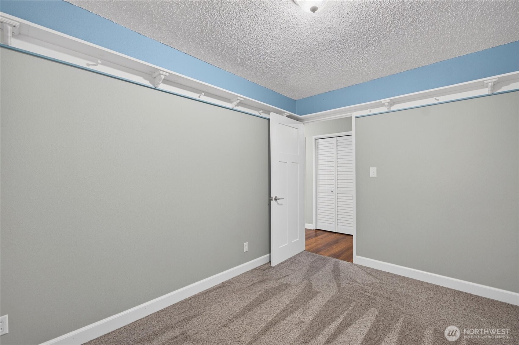48 Clover Street Property Photo 20